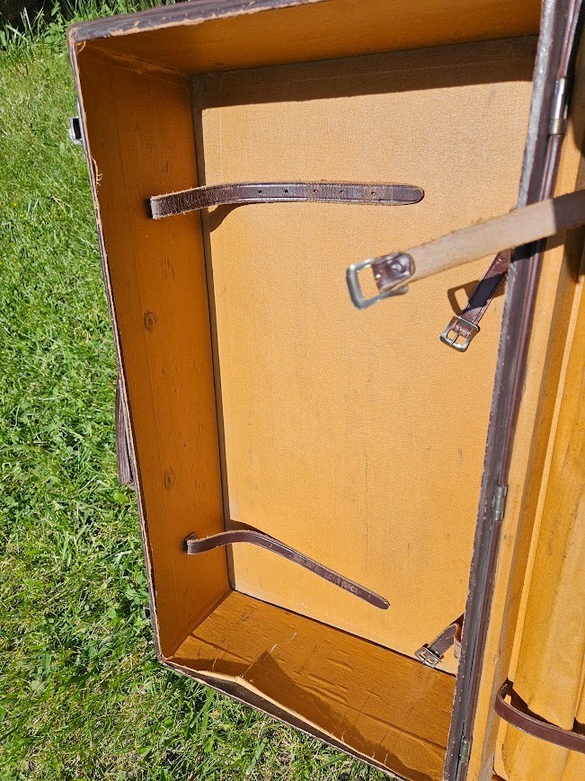 Vintage Original Luggage 1920s-1940s Leatherette Suitcase 25 L x 15 W x 9 H