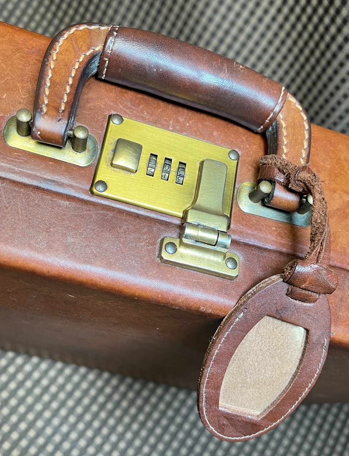 Vintage Bridlehide by Byron Brown Hard Shell Leather Locking Briefcase Attache