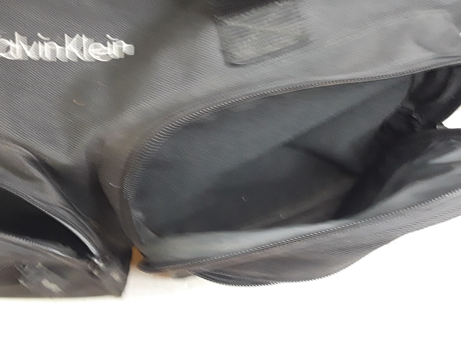 Vintage Calvin Klein Black Travel Weekend Carry on Duffle Bag Cosmetics Fragranc