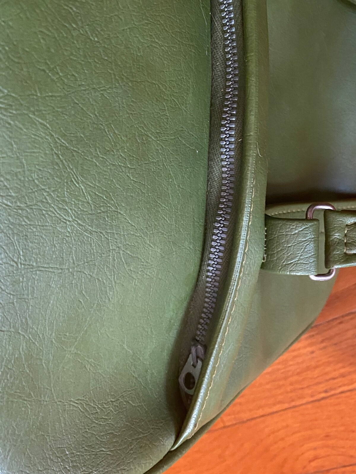 Vintage MCM Retro Leather Overnight Bag Carry-On Luggage Suitcase Avocado GREEN