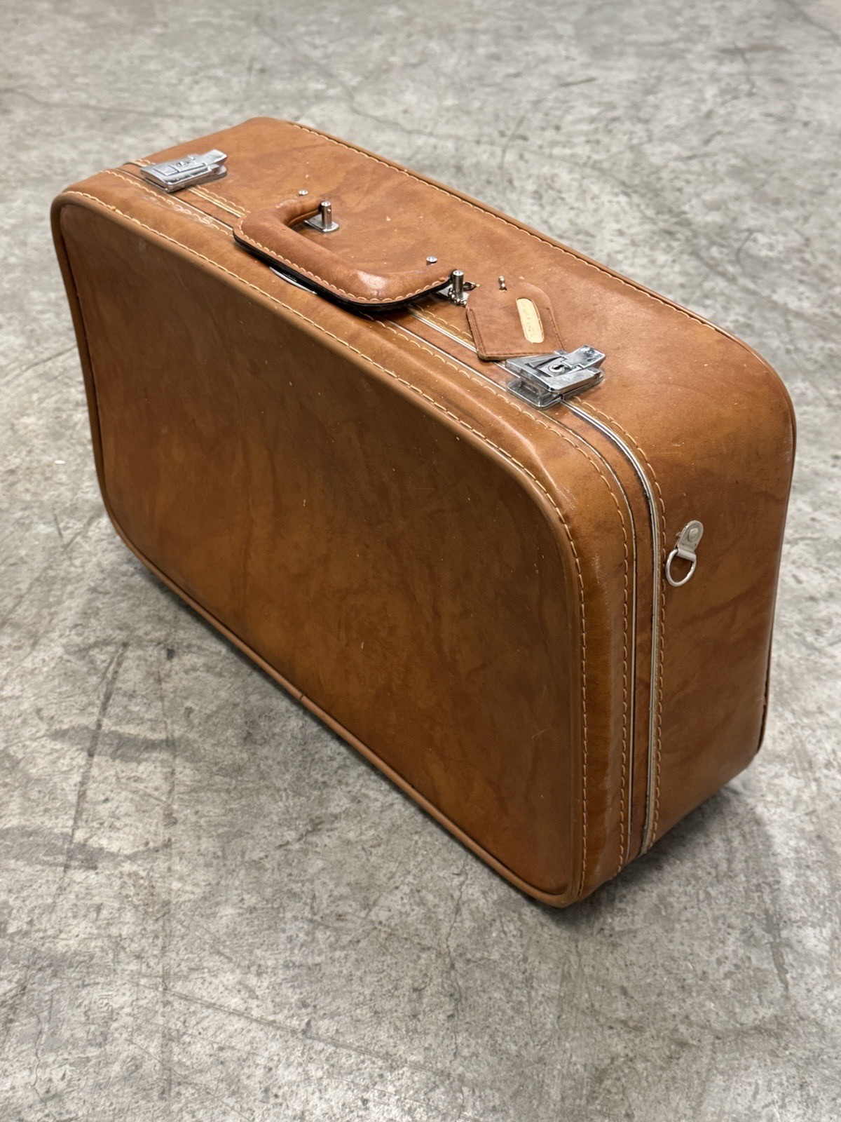 Vintage MCM Sears Featherlite Brown Pullman Suitcase