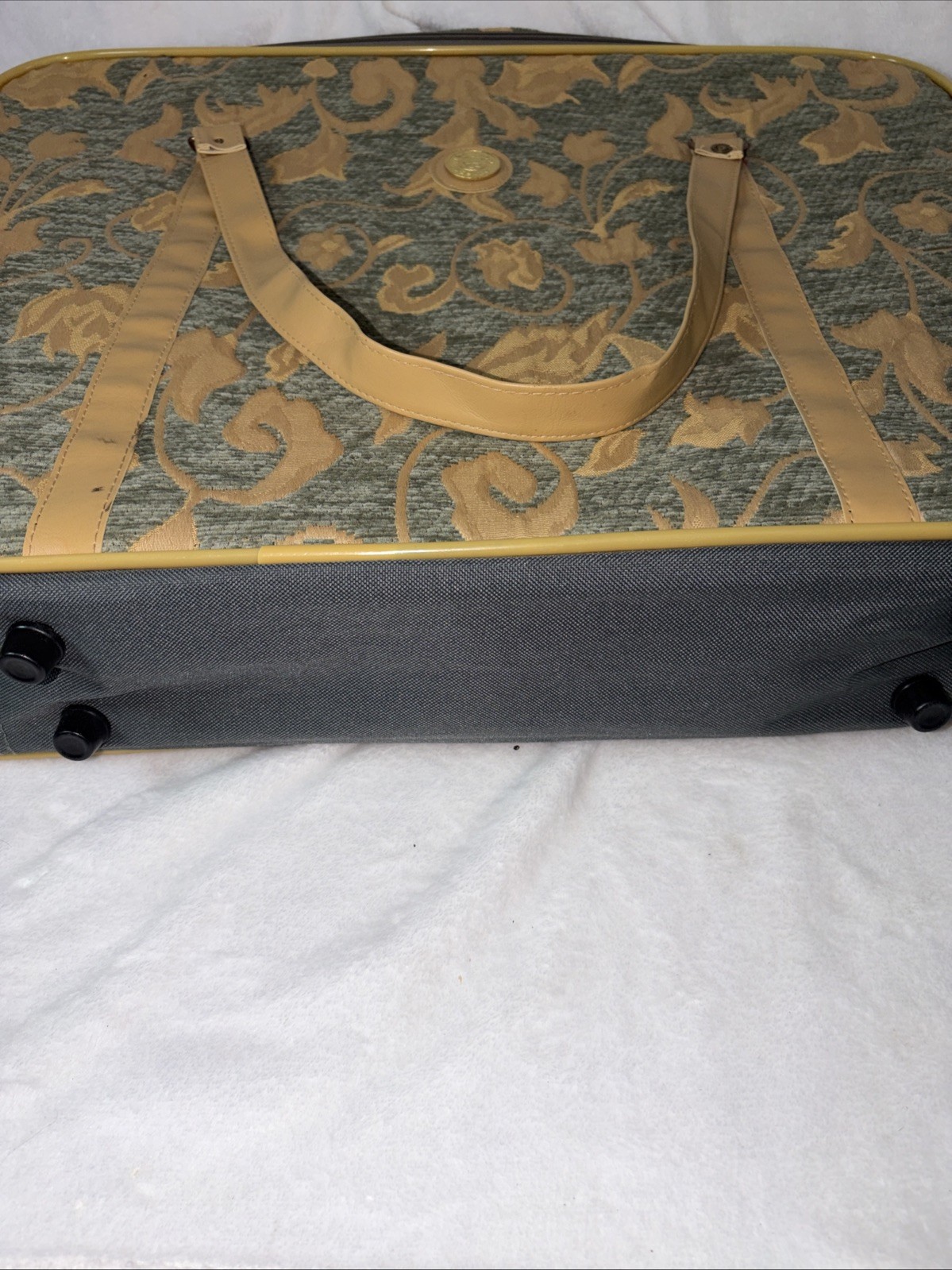Vintage Jordache Floral Tapestry Travel Suitcase 80s Floral Soft Grandmacore GVC