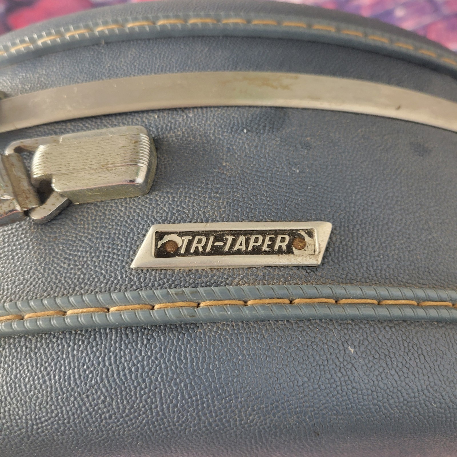 Vintage American Tourister Tri Taper Round Hat Box Carry on Suit Case Blue Hard