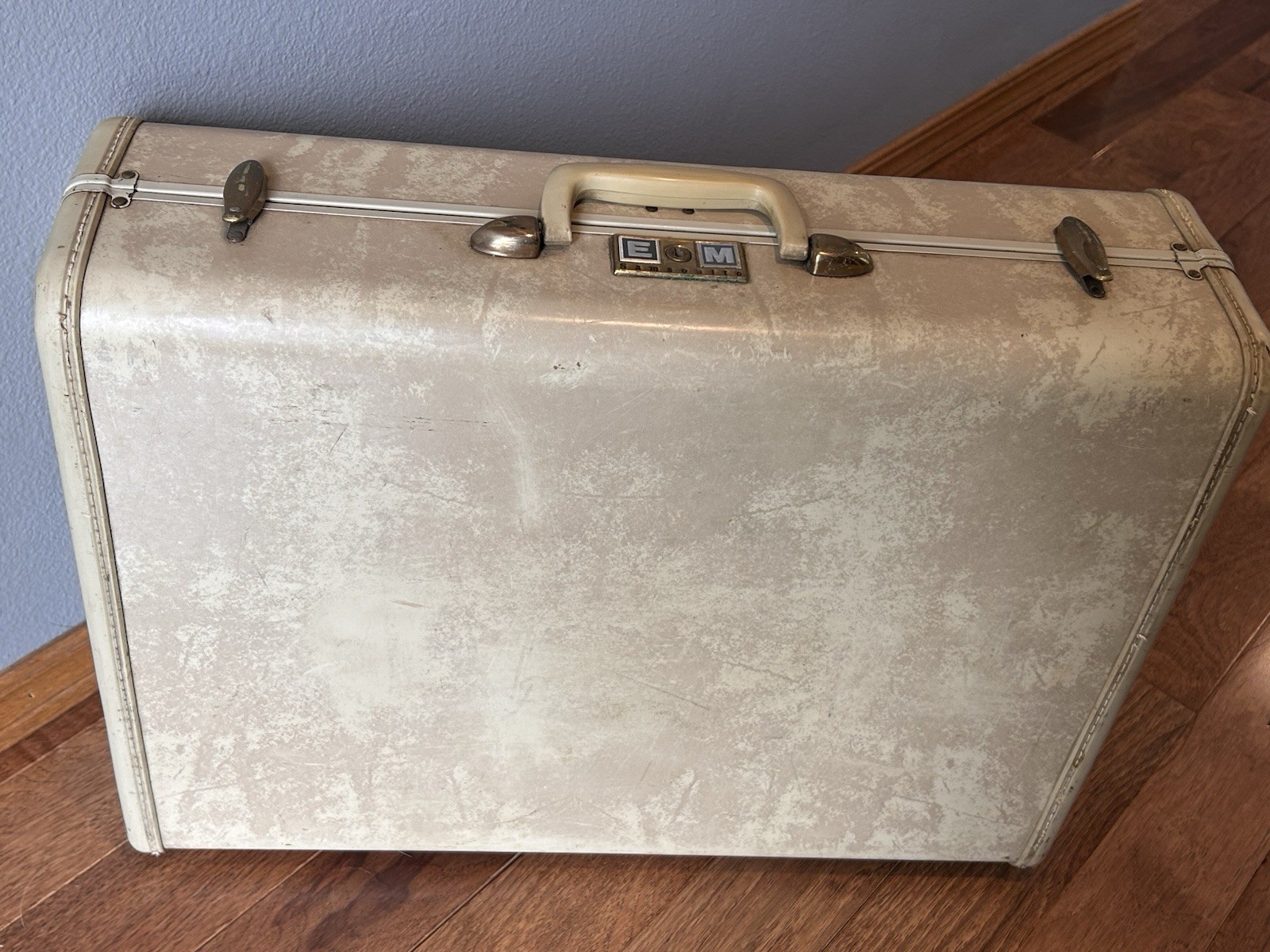 Vintage Samsonite Ivory Marbled Hard Shell Suitcase Train Case 21” No Key