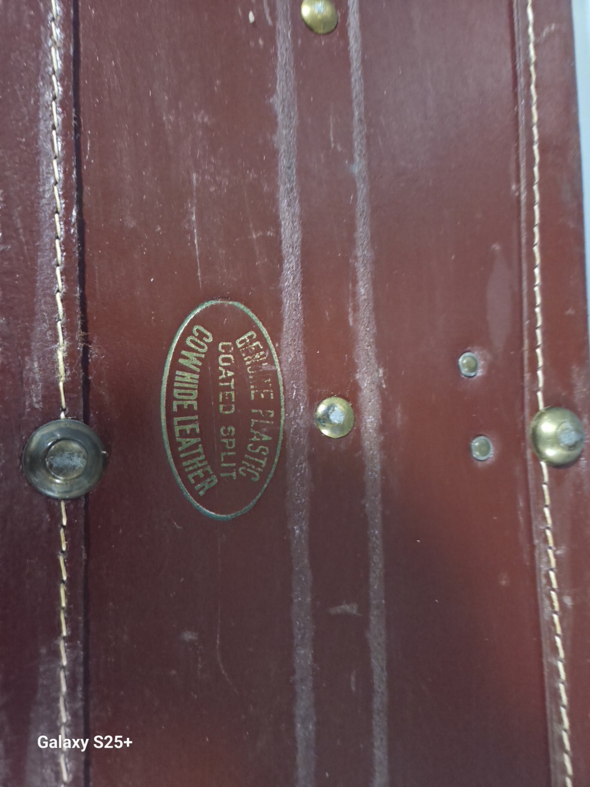 Hand Made Previously US Navy Veteran Owned Vintage 1930s Luggage Cow Leather.