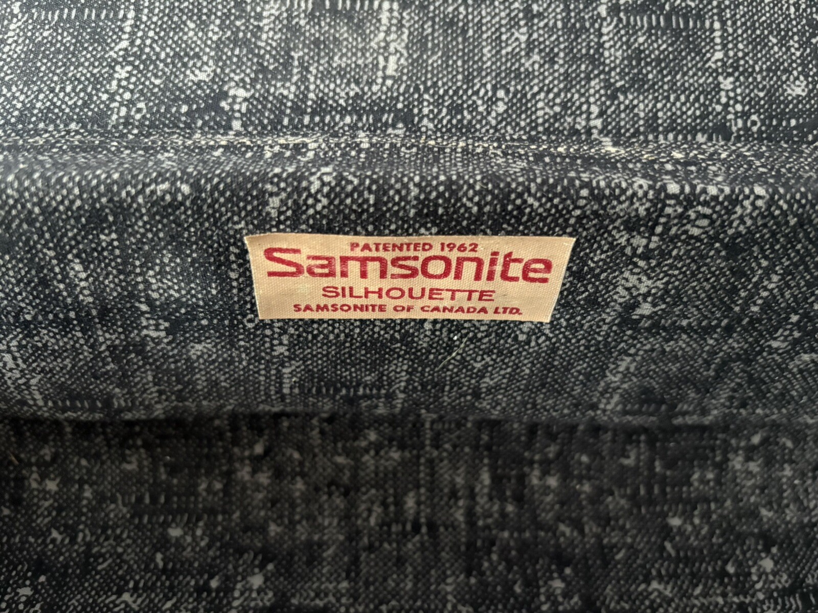 VINTAGE 1960s Samsonite Silhouette Avocado Green Hard Shell Luggage Suitcase