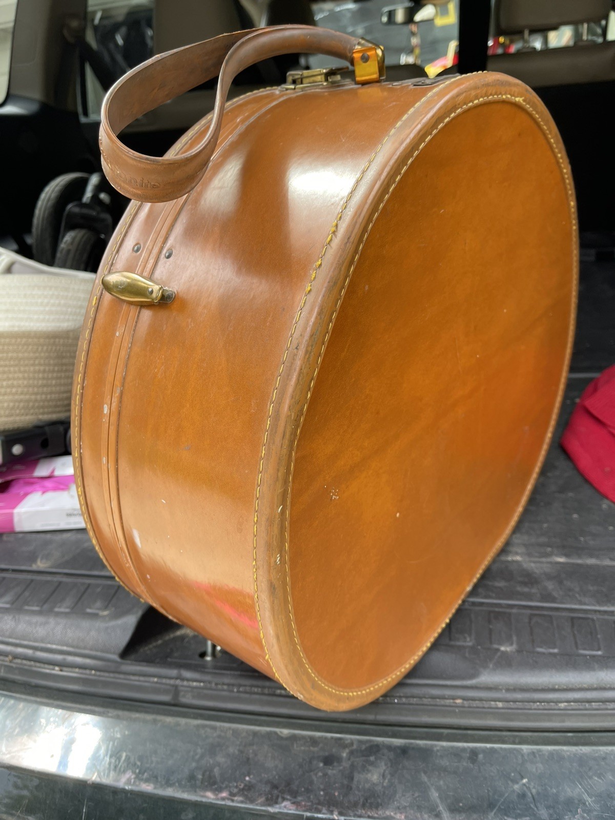 Samsonite Hardshell Round Suitcase | 50’s Retro Luggage | Vtg Round Hardcase
