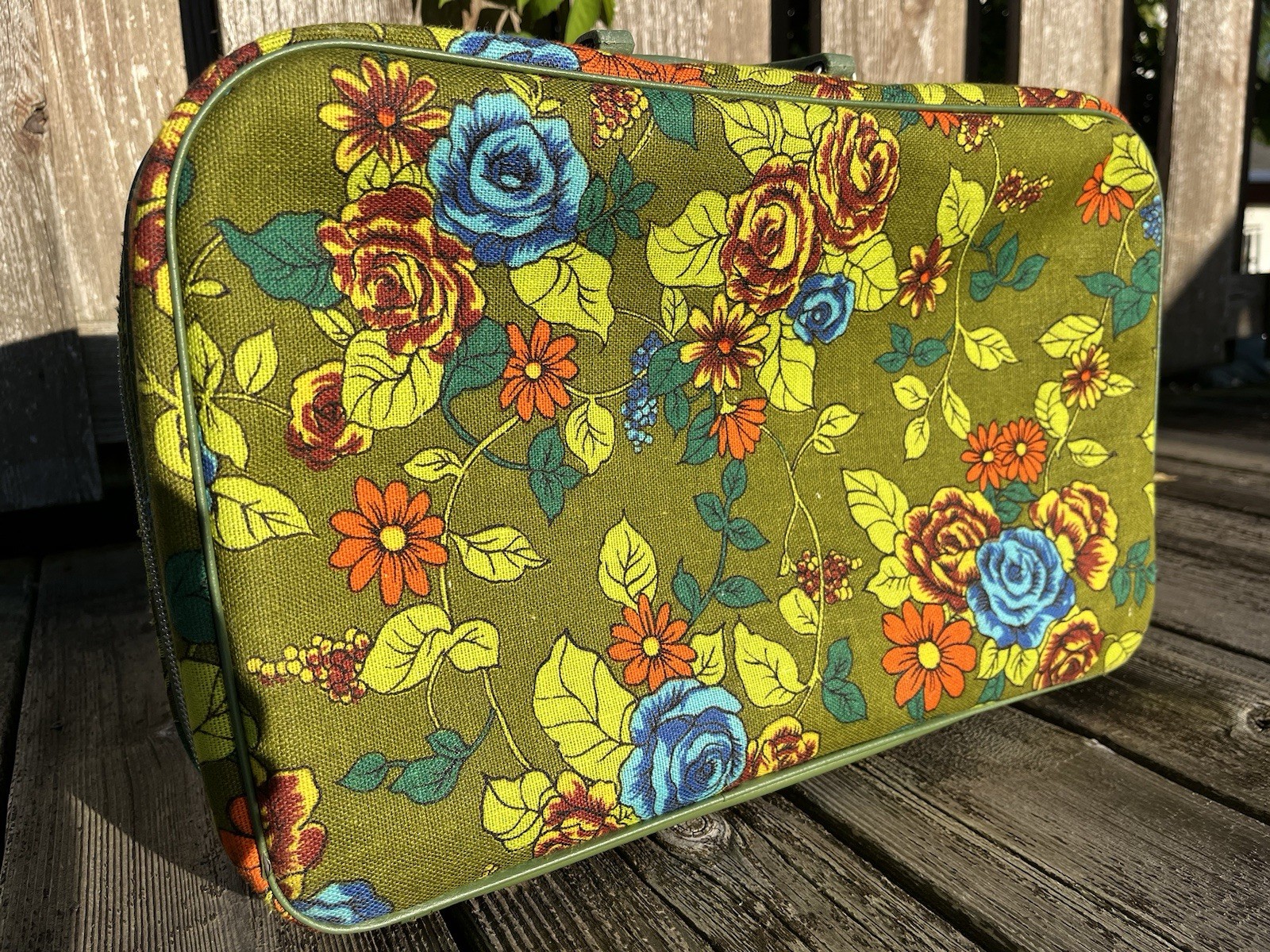 Bantam Luggage Set (4) Vintage Floral Nesting Canvas Bags Made In Japan