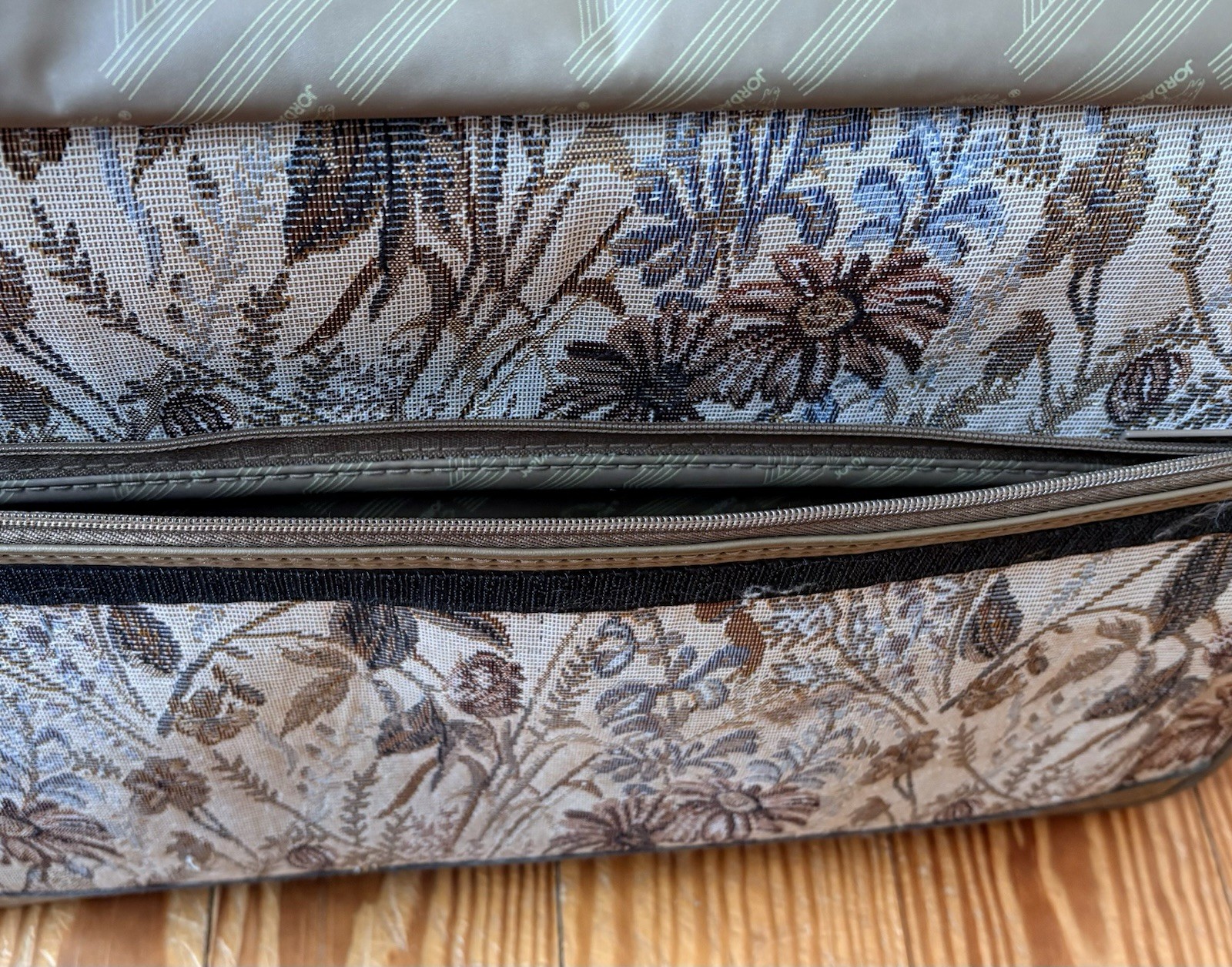 Vintage Jordache Floral Tapestry Travel Suitcase Carry-On Overnight Bag 80s