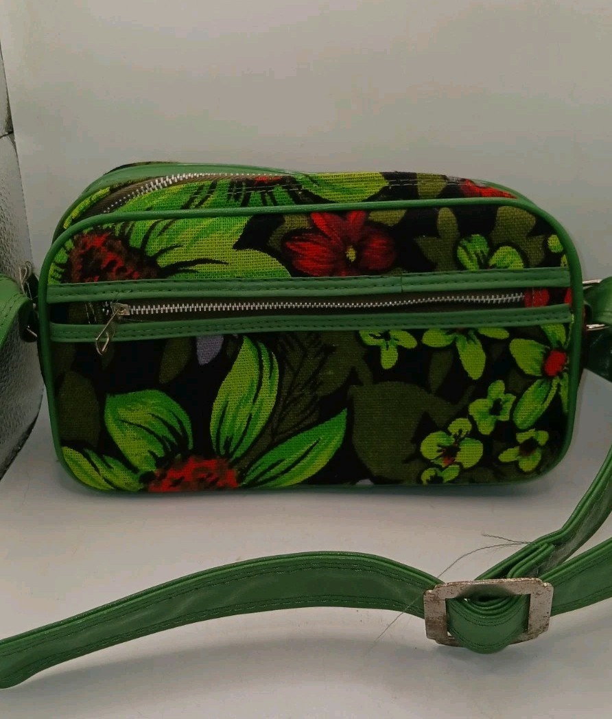 Vintage Luggage Galaxy Trav-Ler Purse Size Suitcase Floral Korea Green Black 60s