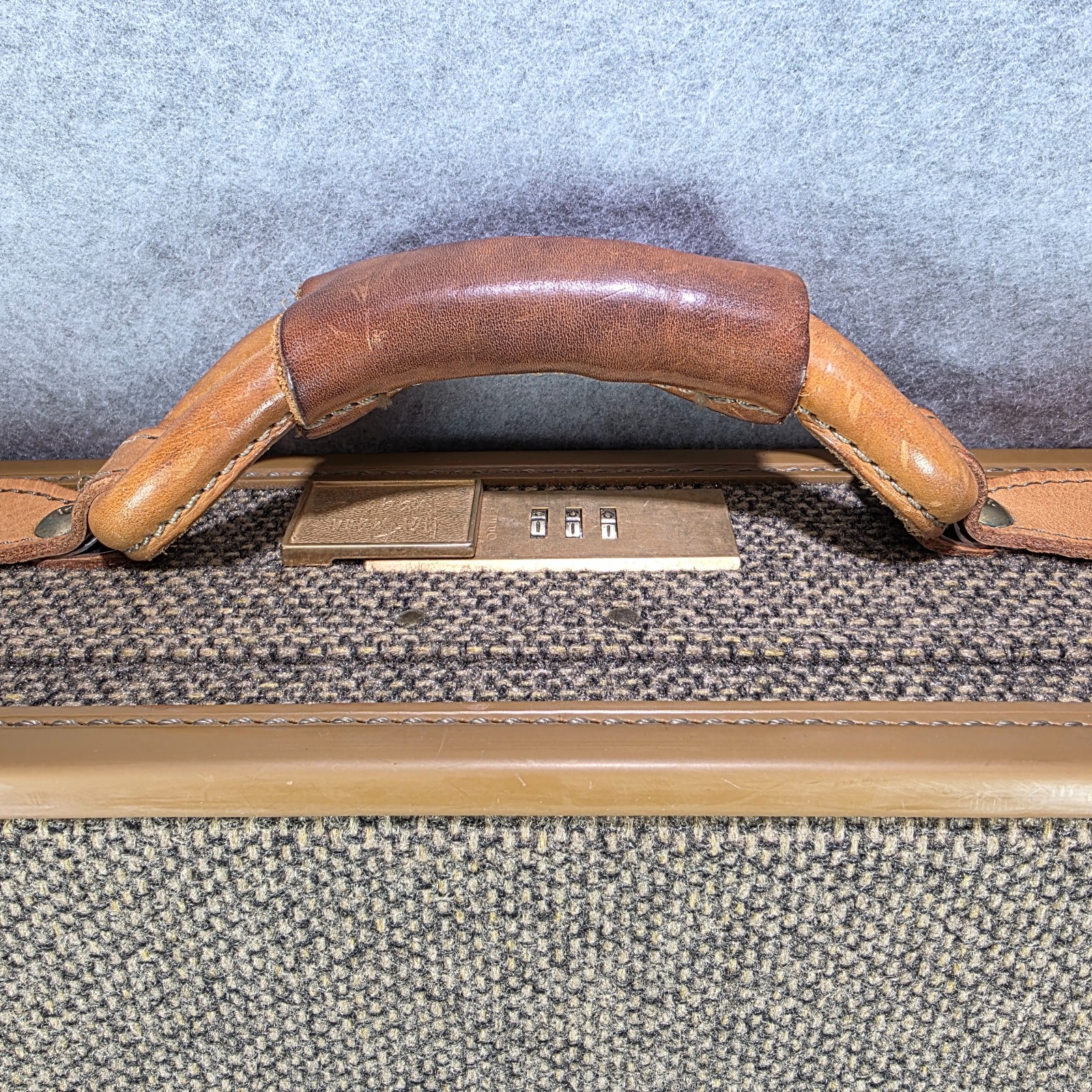 Vintage Hartmann Luggage Tweed Leather Belting Briefcase w/ paperwork
