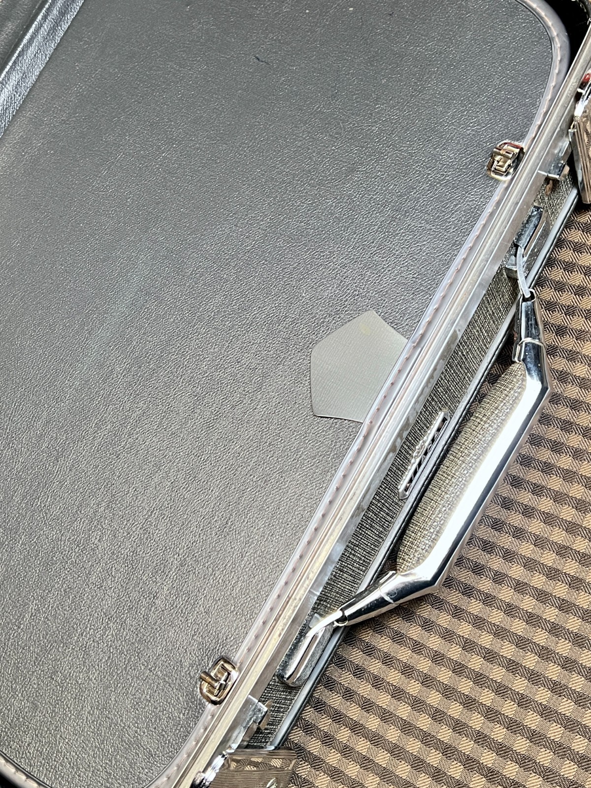 Vintage American Tourister Tiara 18×13″ Gray Hard Shell Suitcase Luggage Plaid