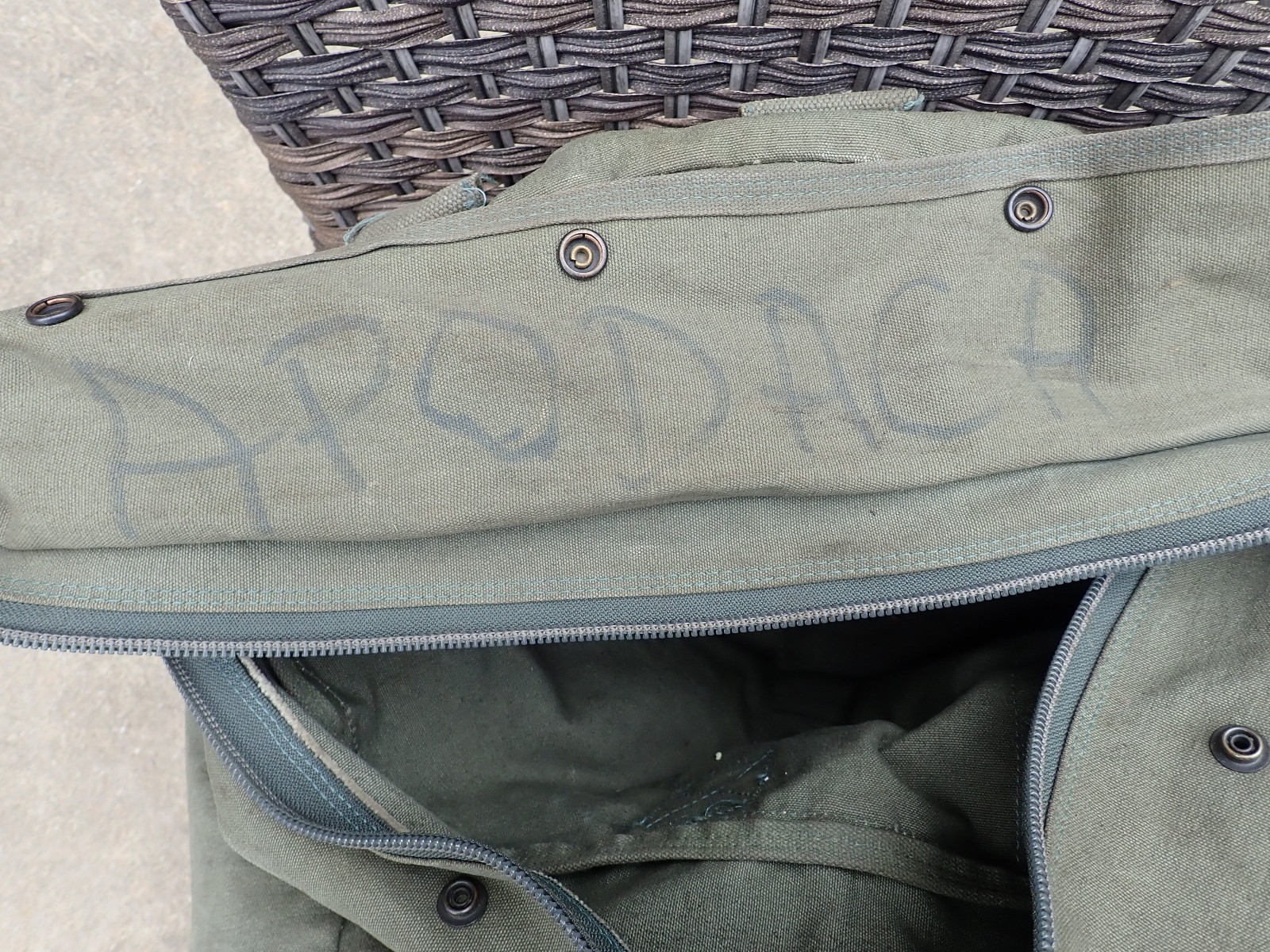 1989 US Military Sea Bag Duffel Desert Storm Era OD Green Large Gear Go Bag