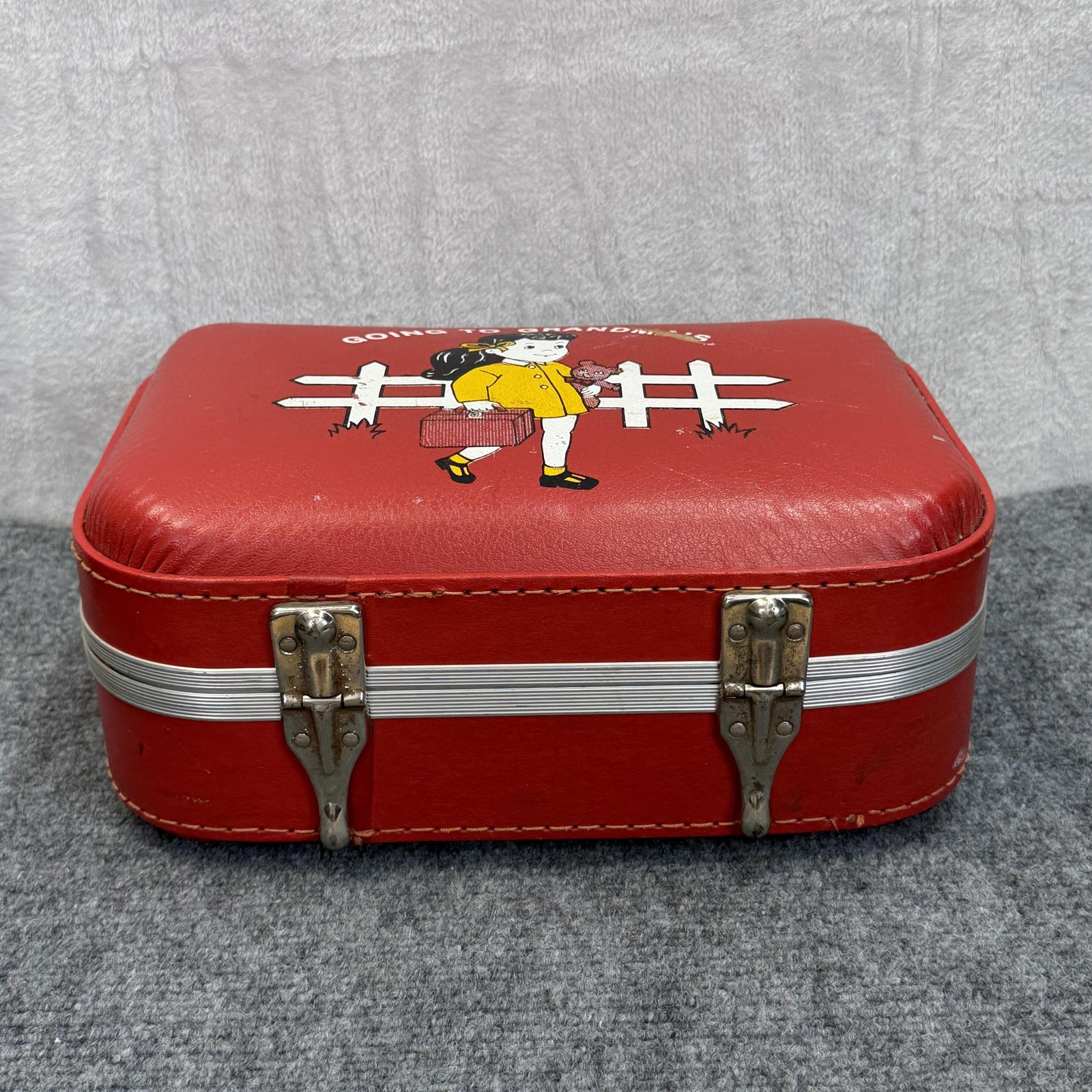 VTG 60s 70s Going To Grandma’s Red Vinyl Kid’s Hard Case Trojan Luggage Travel