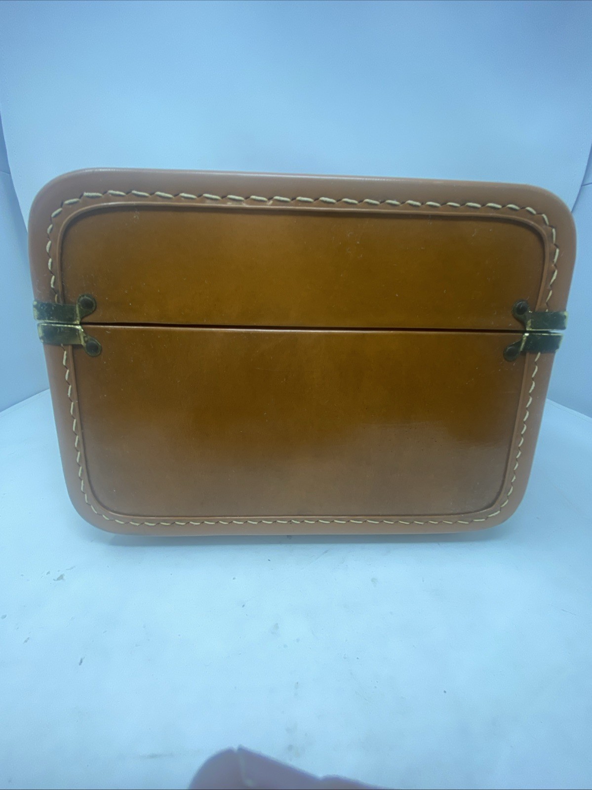Vintage Maximillian Brown Train Case With Key Working Lock – Maxonite