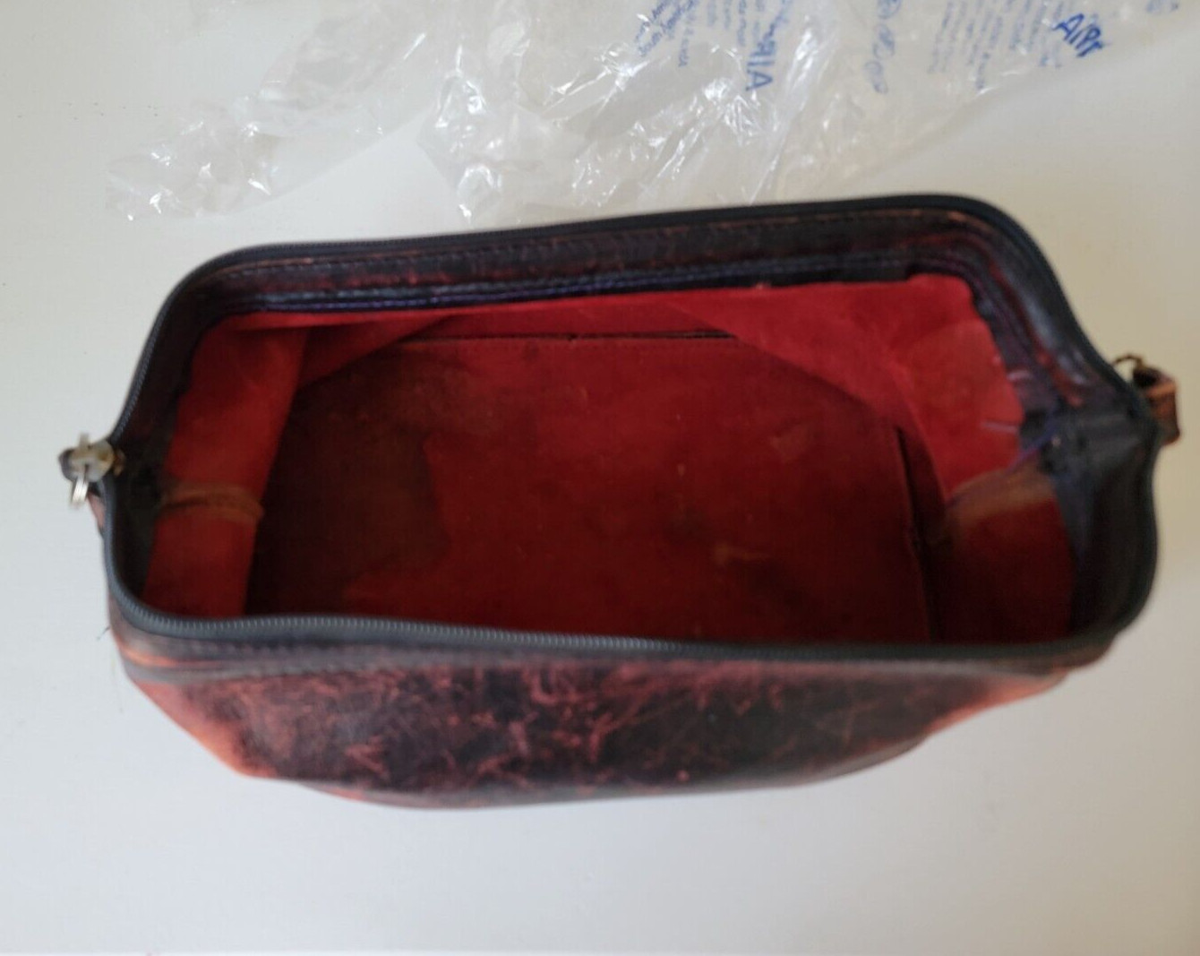 VINTAGE “SWANK” – FULL GRAIN LEATHER COWHIDE TOILETRIES CASE ~40yrs OLD