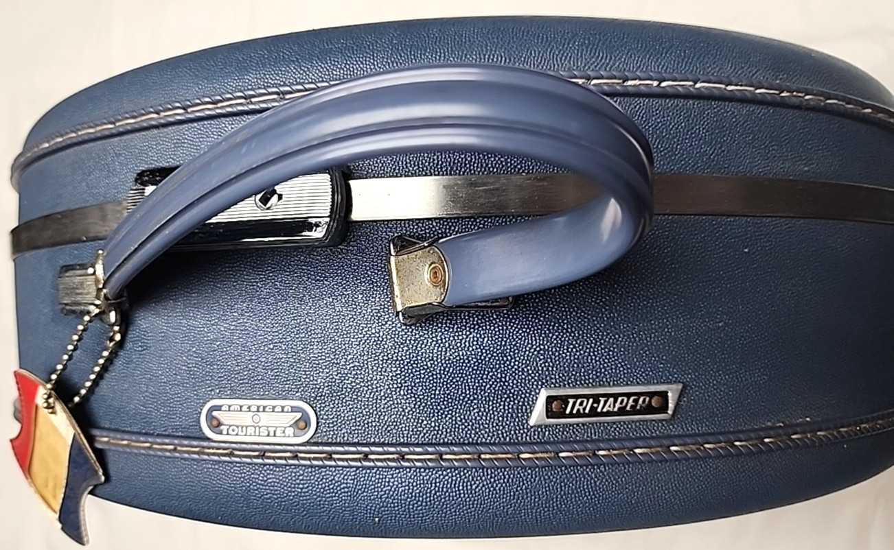 Vintage American Tourister Tri Taper Blue Hard Side 20″ Round Luggage Case