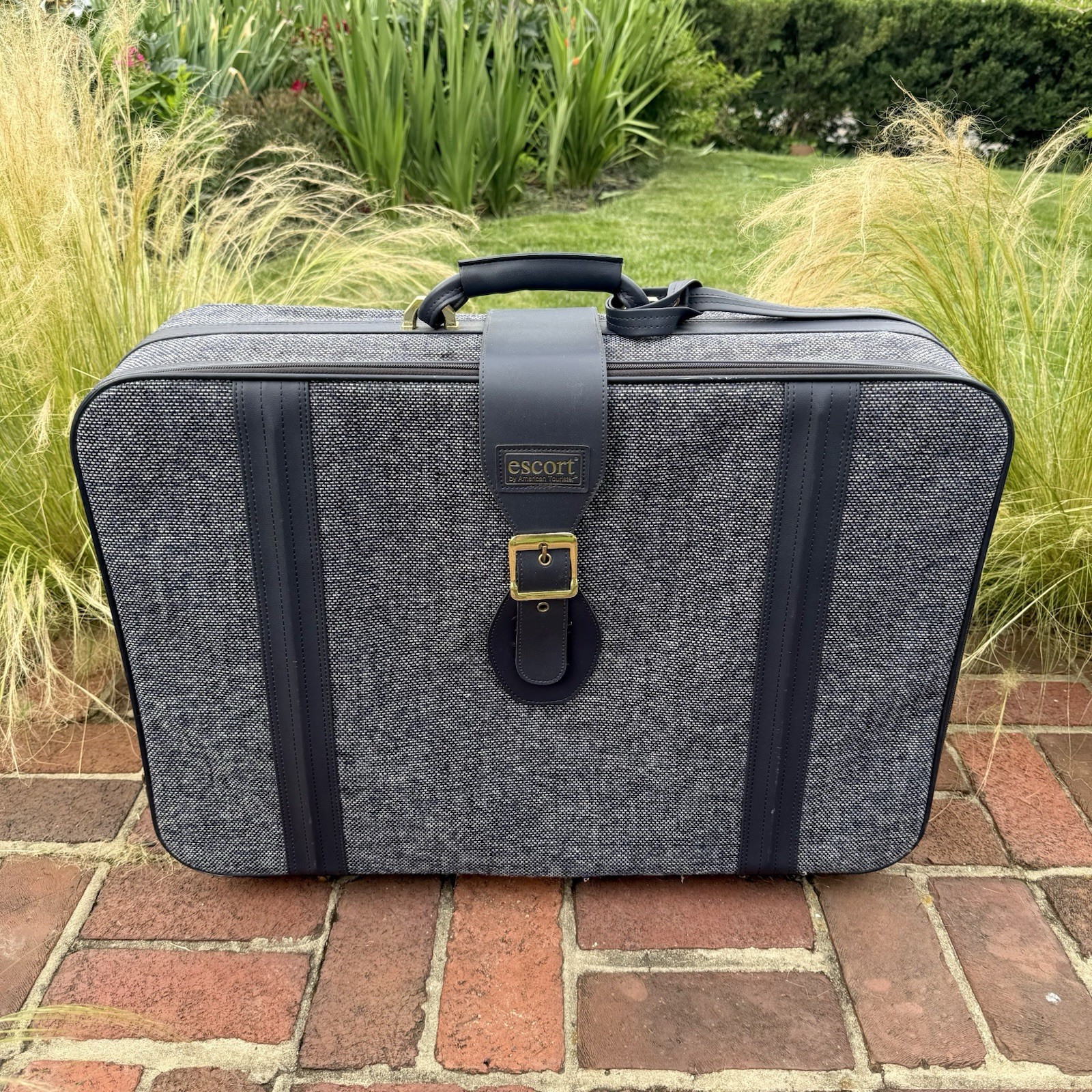 Vintage Luggage AMERICAN TOURISTER 4-Piece Nesting Set, Grey Tweed – NICE!!!