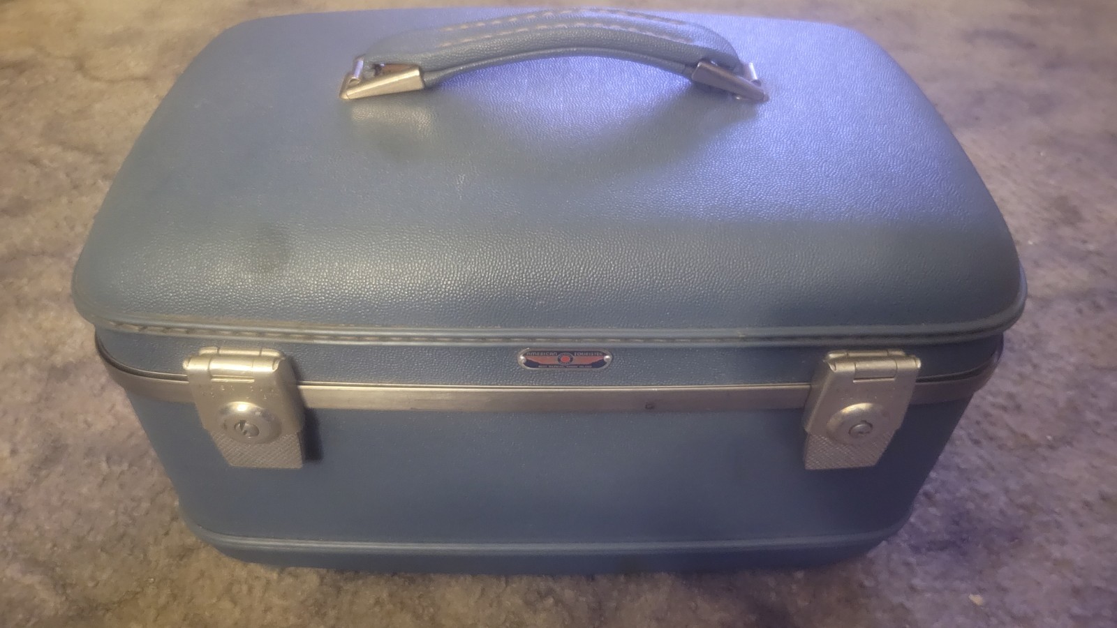 Vintage American Tourister Tiara Train Case Luggage Makeup Blue