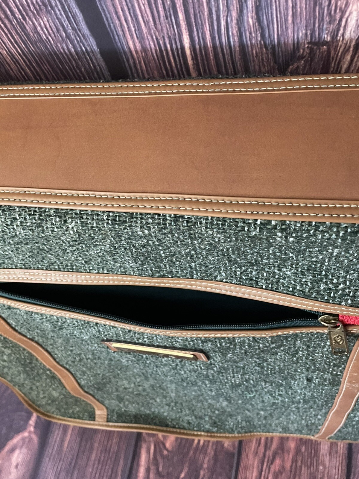 Vintage Oscar De La Renta Tan & Green Tweed Folding Garment Bag Designer Luggage