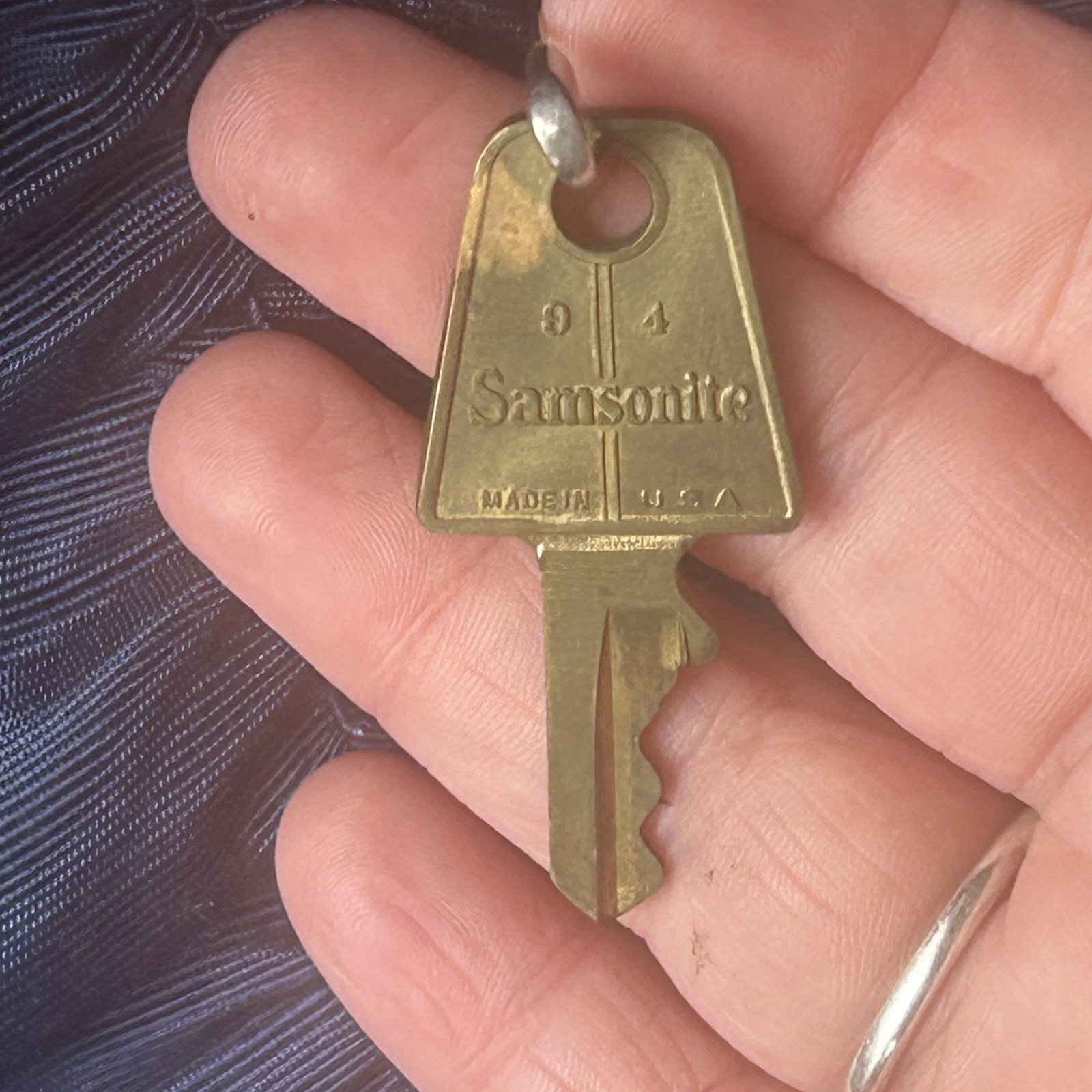 Vintage Samsonite Blue Marble Suitcase Suitcase Key Hangers 50s 21”