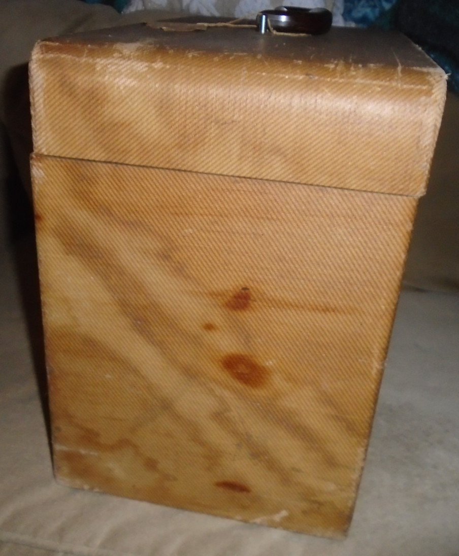 Antique 1920s Wood Train Case Trunk Suitcase Vintage Luggage 15″X18″