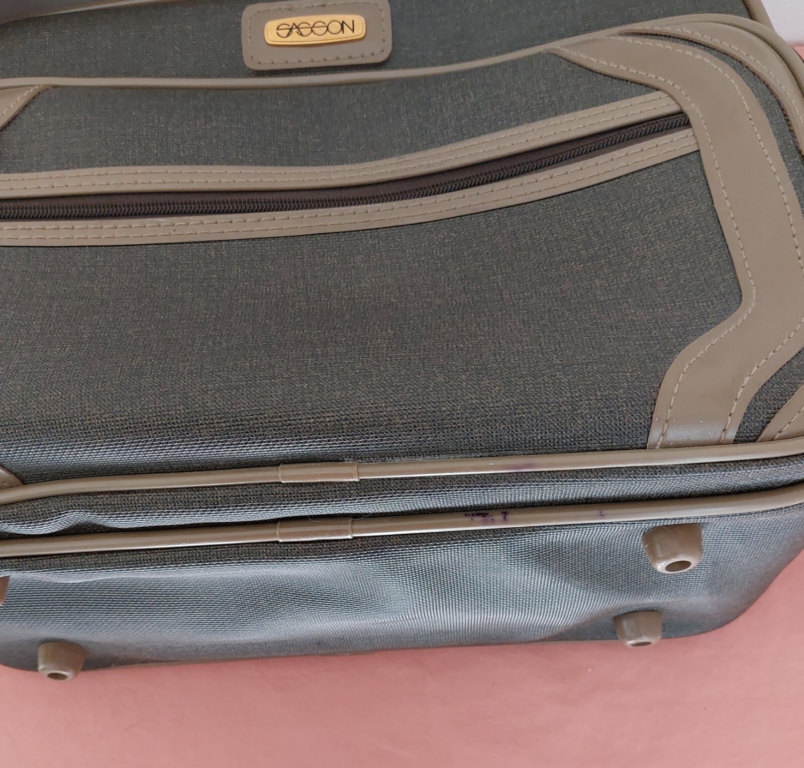 Vintage Sasson Travel Tote Carry-On Luggage Bag