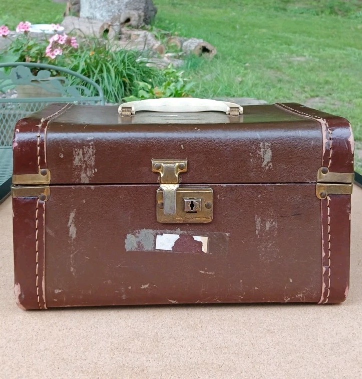 Canvas Covered Hard Brown Travel Train Case Leather Handle No Key Worn VtgDecor