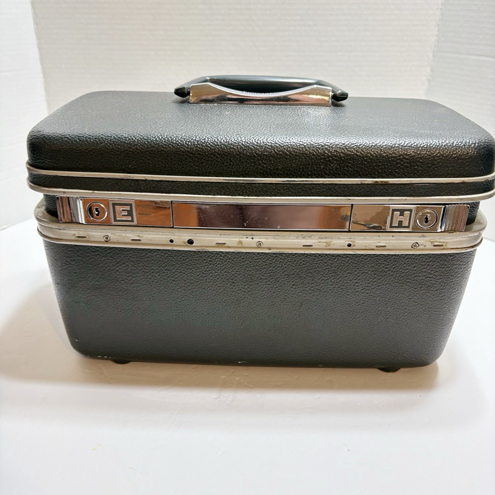 Vintage Samsonite Silhouette Train Case Hard Shell Green