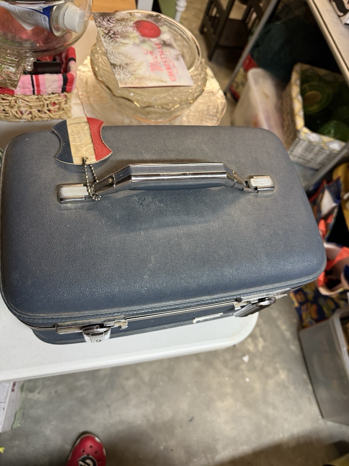 Vintage American Tourister Tiara Blue Hardshell Makeup Train Case