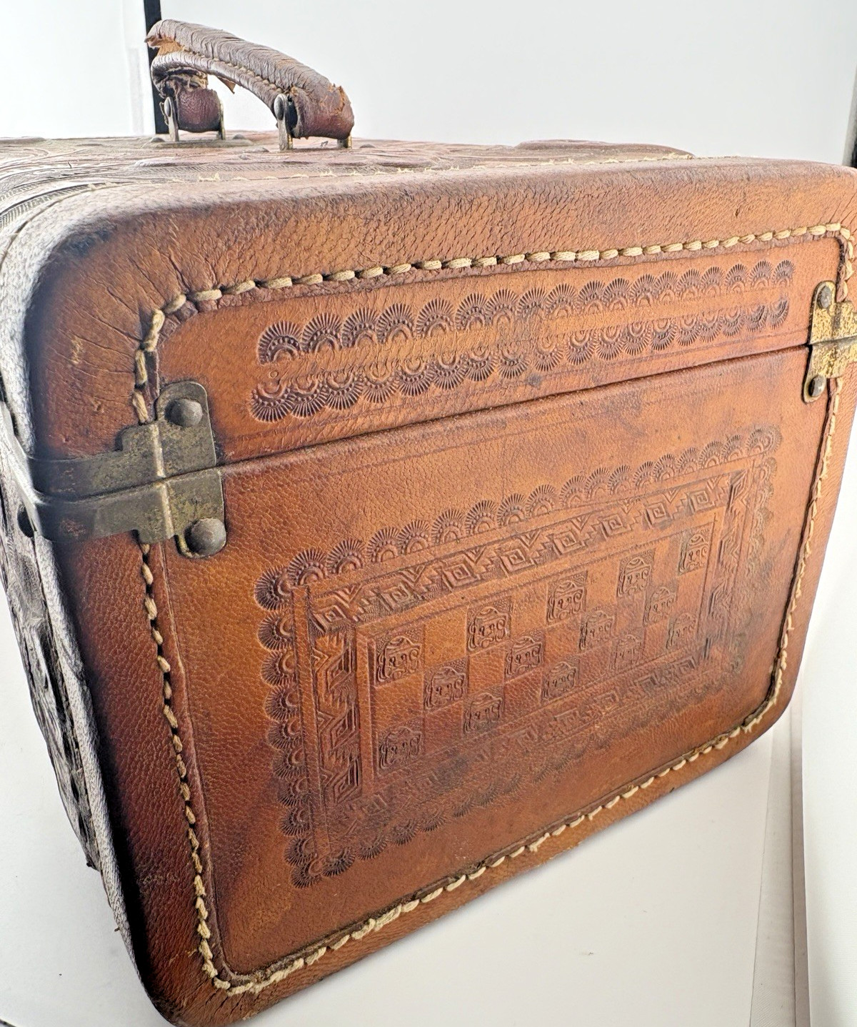 Vintage Hand Tooled Floral Leather Train Case Brass Hardware by Flores’ Mexico