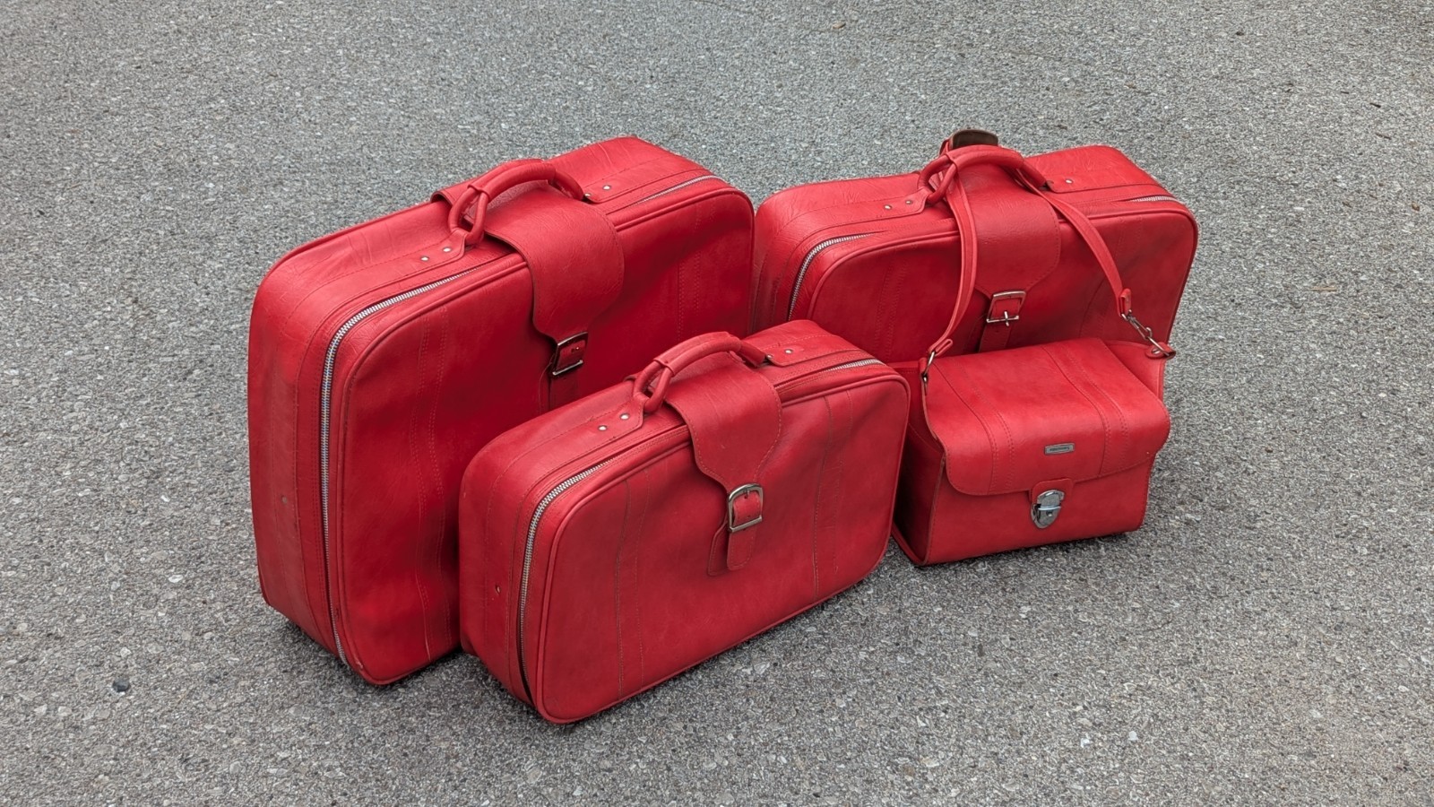 Vintage Hot Pink Salmon Samsonite Royal Traveler Traveller 4 Piece Case Luggage