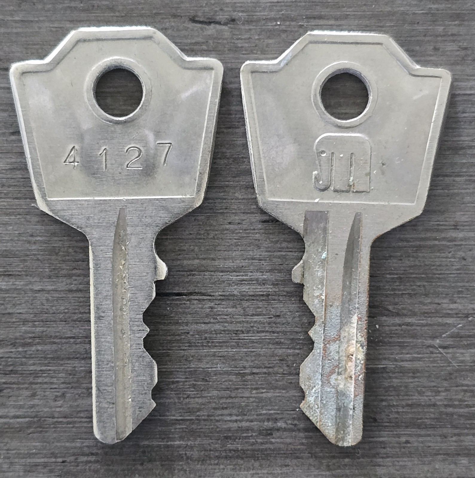 Replacement Keys 🔑 for a Coded Lock 4127 🔑