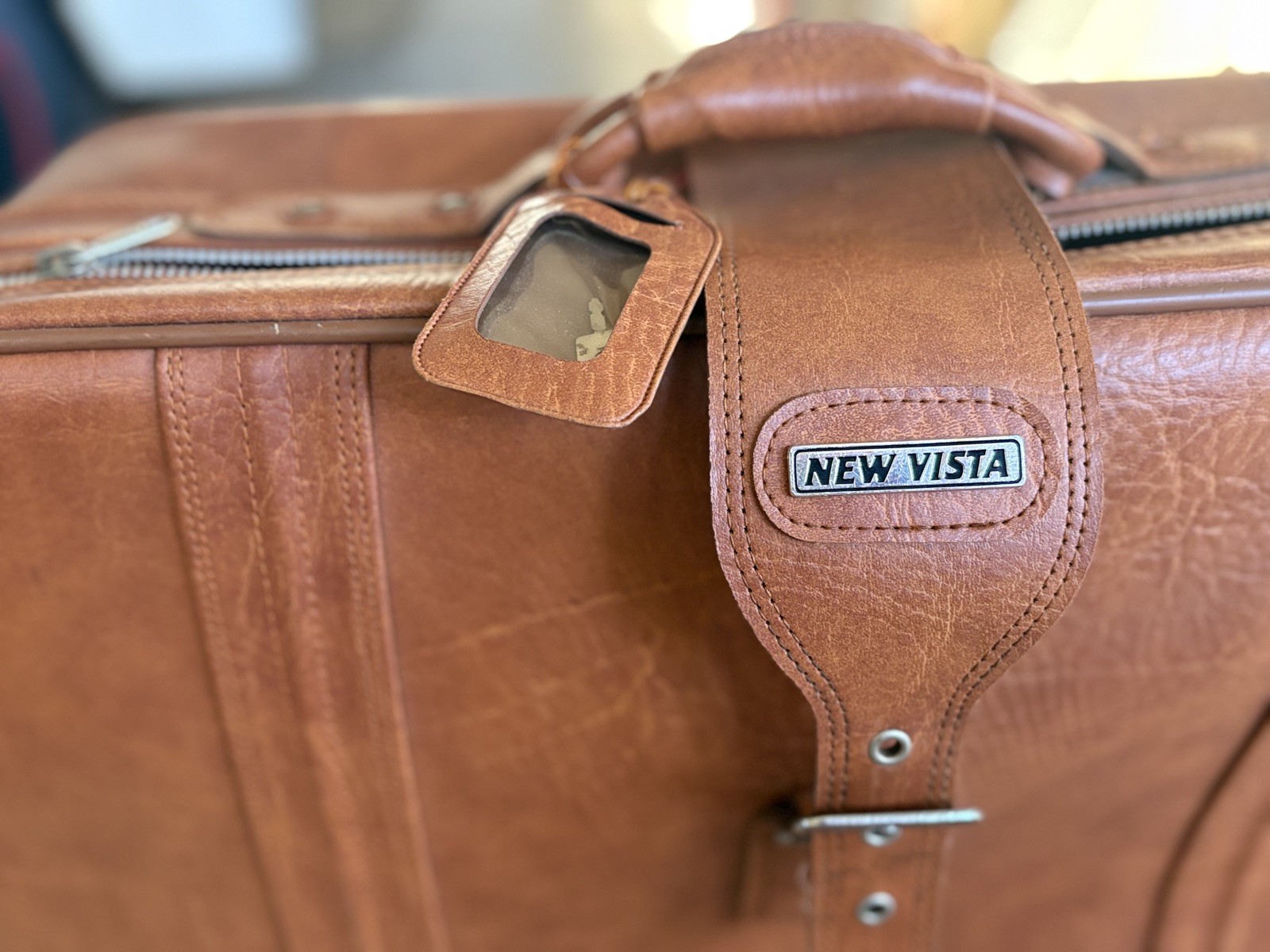 Vintage New Vista Brown Leather Suitcase Medium Size