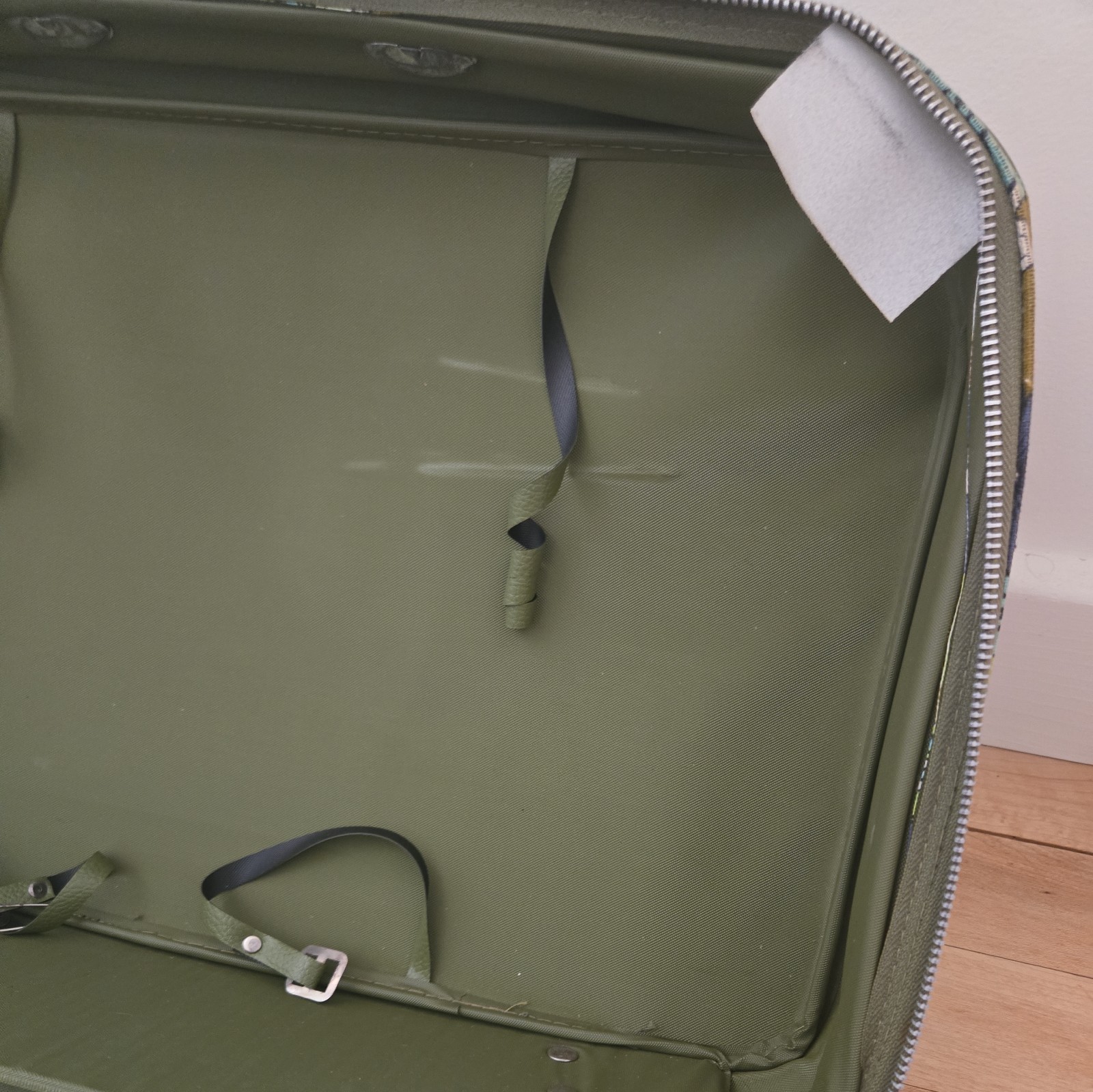 1960s Vintage Bantam Travelware Green Floral Mod Pattern Suitcase Luggage Japan