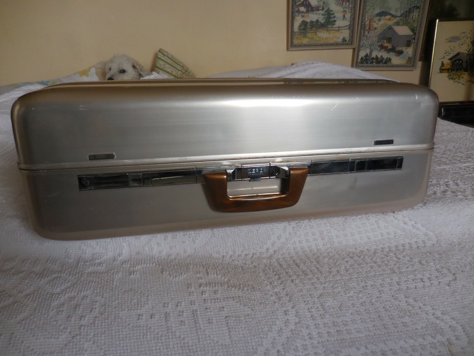 Vintage Zero Halliburton Gold Aluminum Suitcase Luggage Camera Gun Case 26x18x9