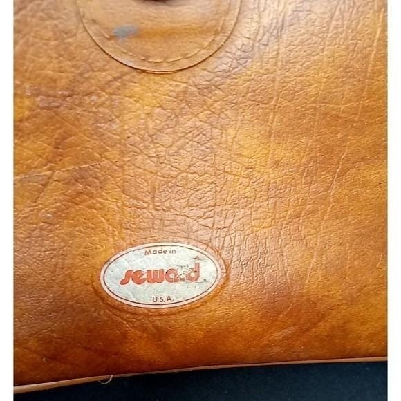 VTG Seward Luggage Brown Leather shoulder bag made In U.S.A
