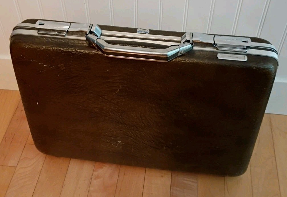 Vintage American Tourister Briefcase Attache BROWN Hard Shell Luggage No Key USA