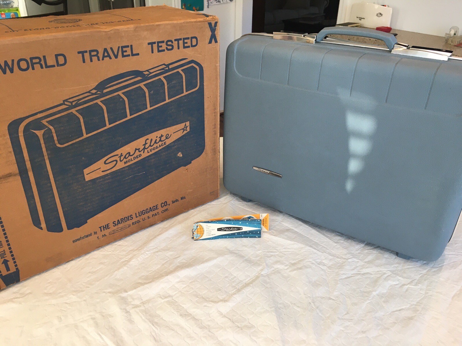 Starflite Luggage Light Blue 1960s Hard Case Mid Century Mod Over Night Case