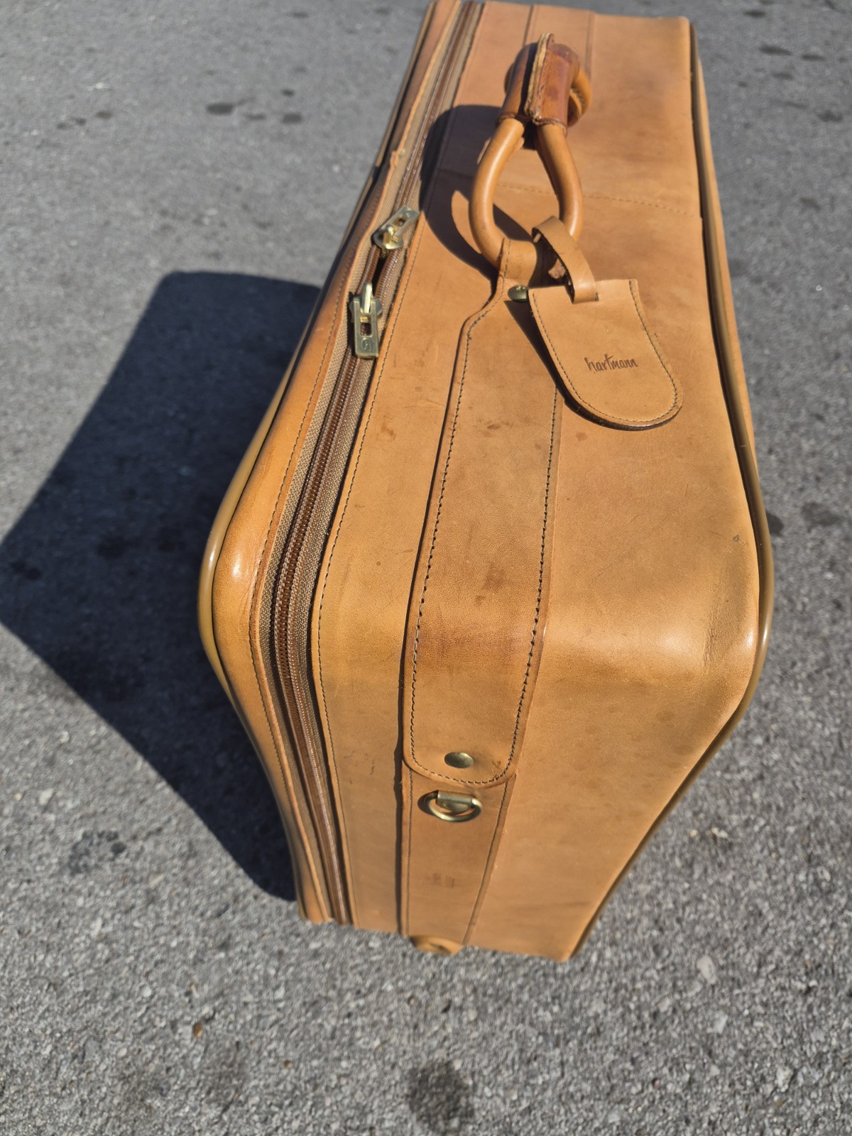 vintage hartmann leather luggage suitcase 24x18x8”