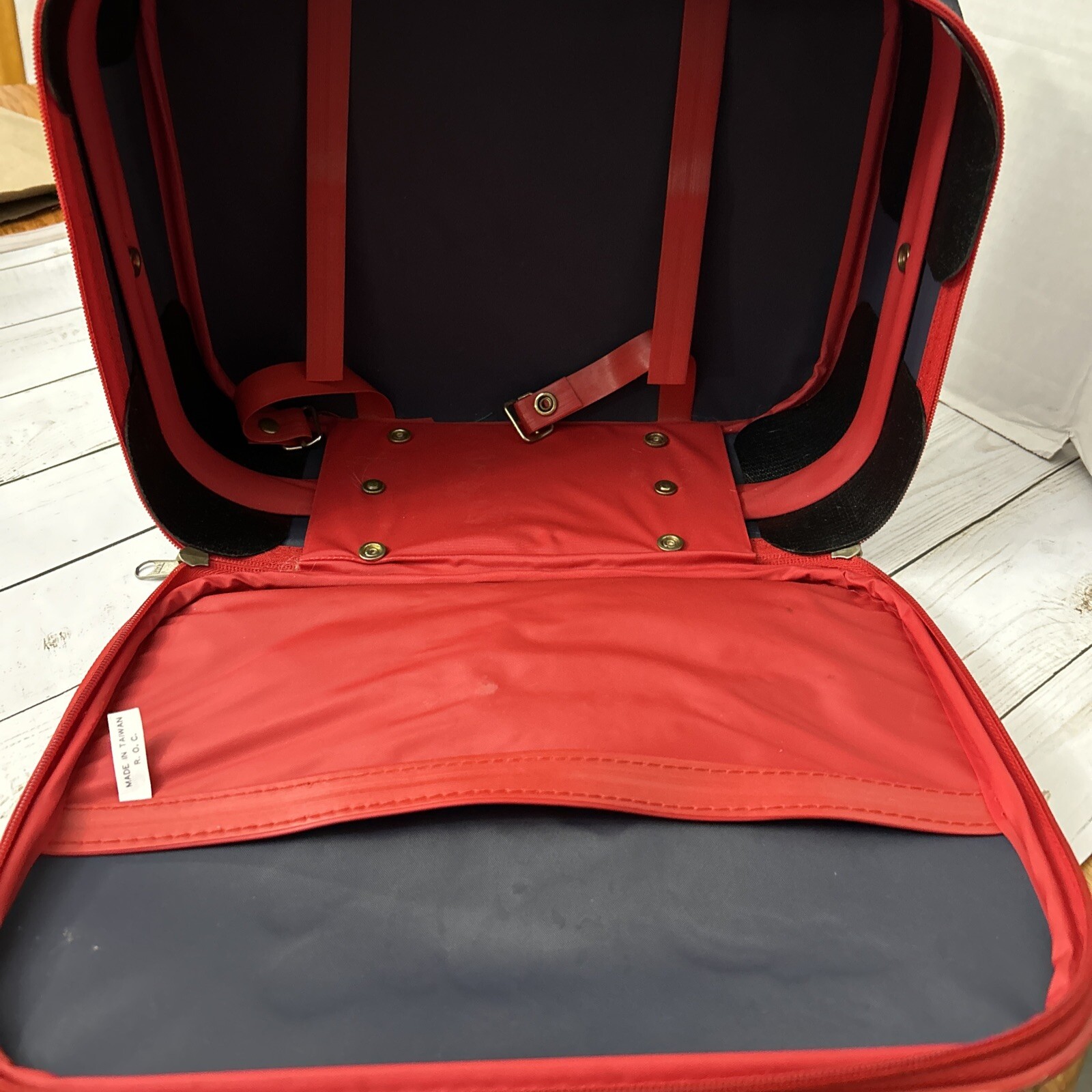 Vintage Kids Suitcase “Going Visiting” 1990 Universal Trav-Ler Overnight