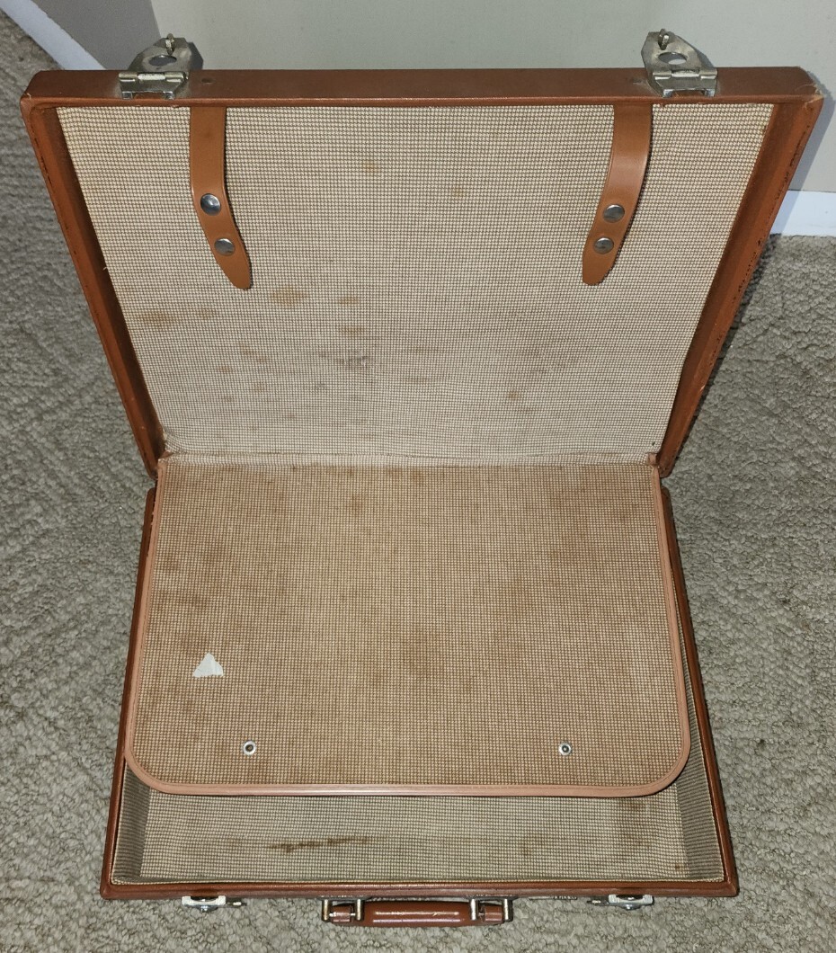 Vintage Brown Travel Joy Wood? Small Suitcase or Large Briefcase with Key