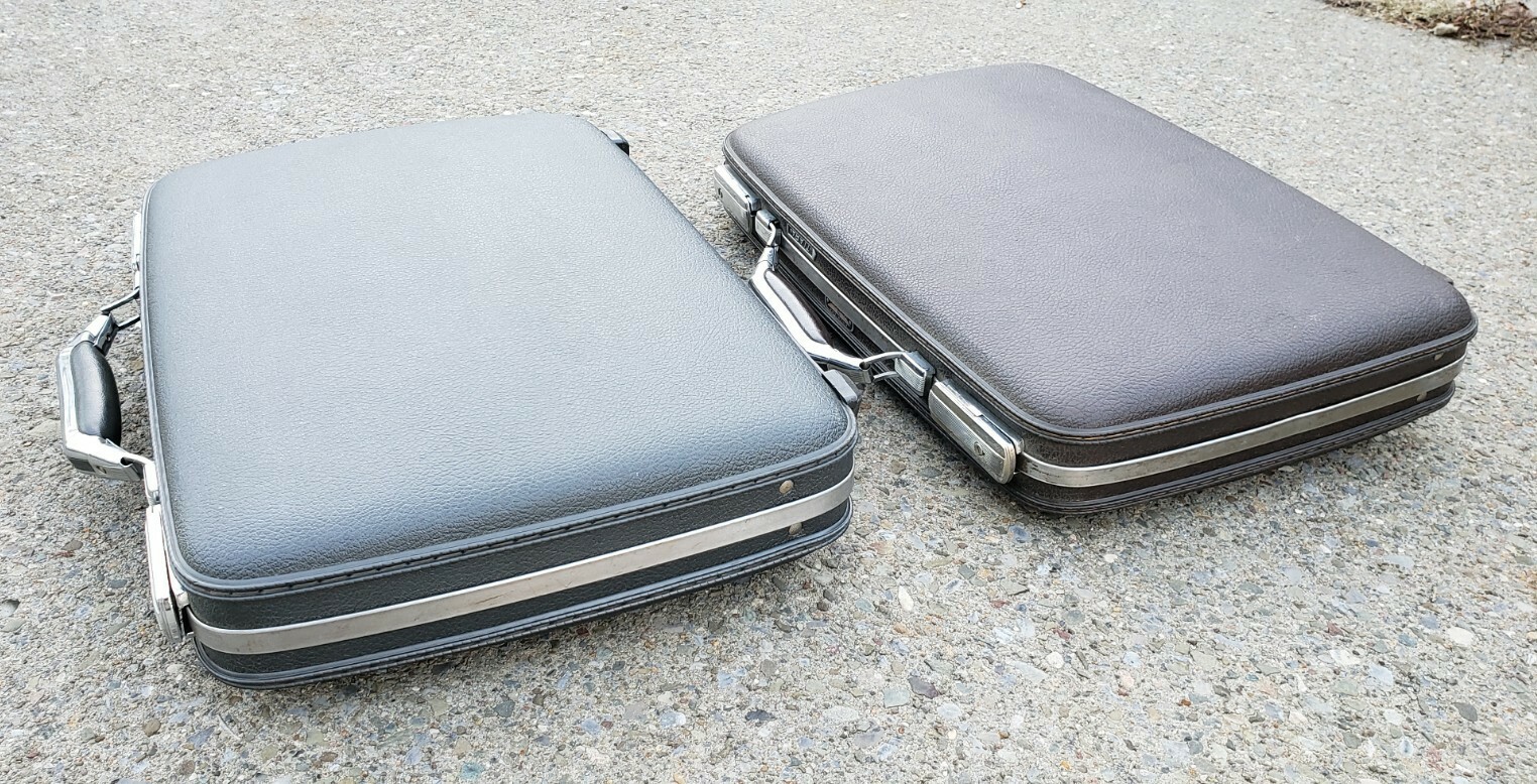 Vintage American Tourister Suitcase Briefcase Attache Tiara Hard Shell 19 x 13″