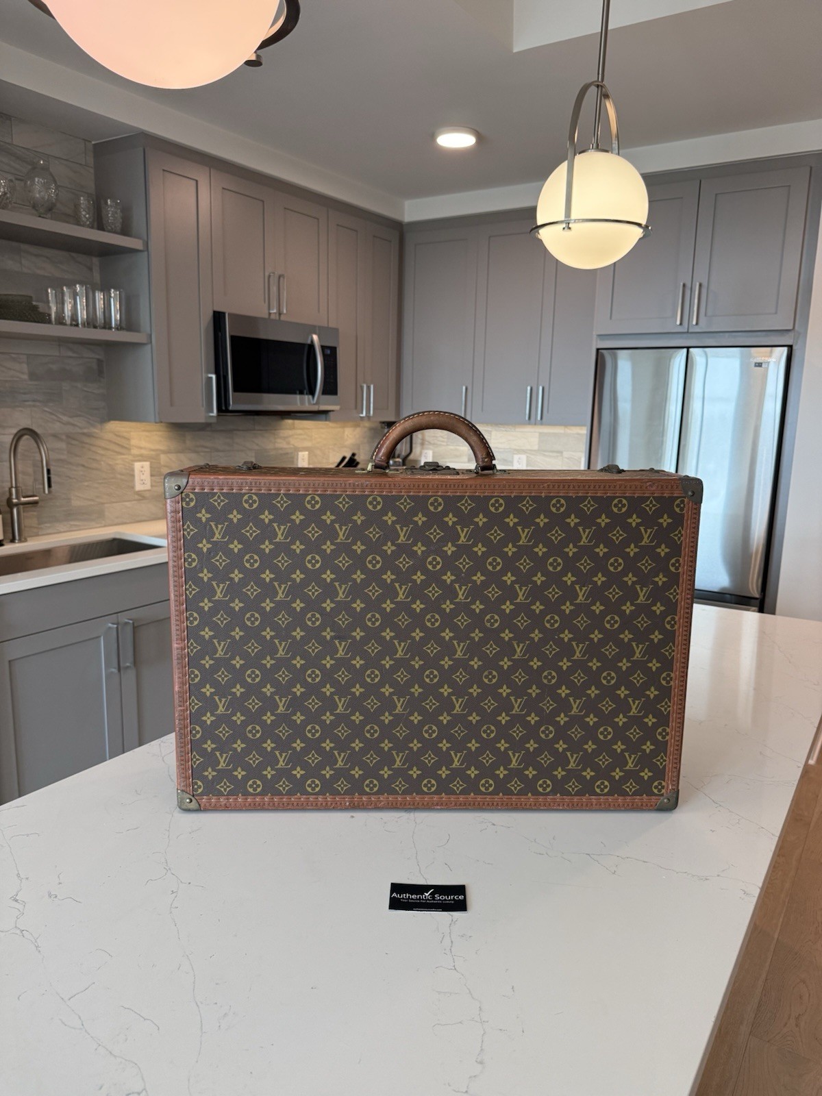 Louis Vuitton Bisten 65 Trunk – Rare Vintage Monogram LV Trunk, Collectible
