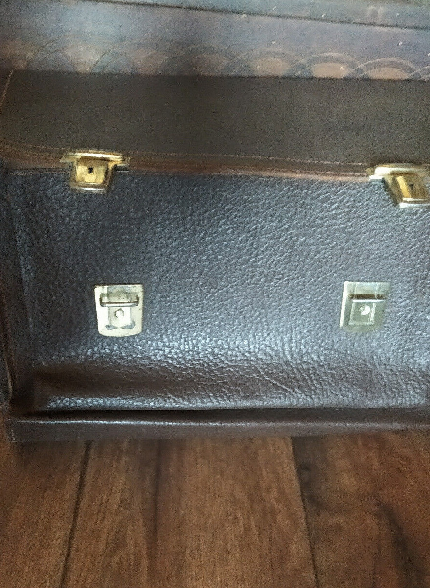 Vintage 60s Vegan Leather Hand Bag Retro Business Travel Luggage Case