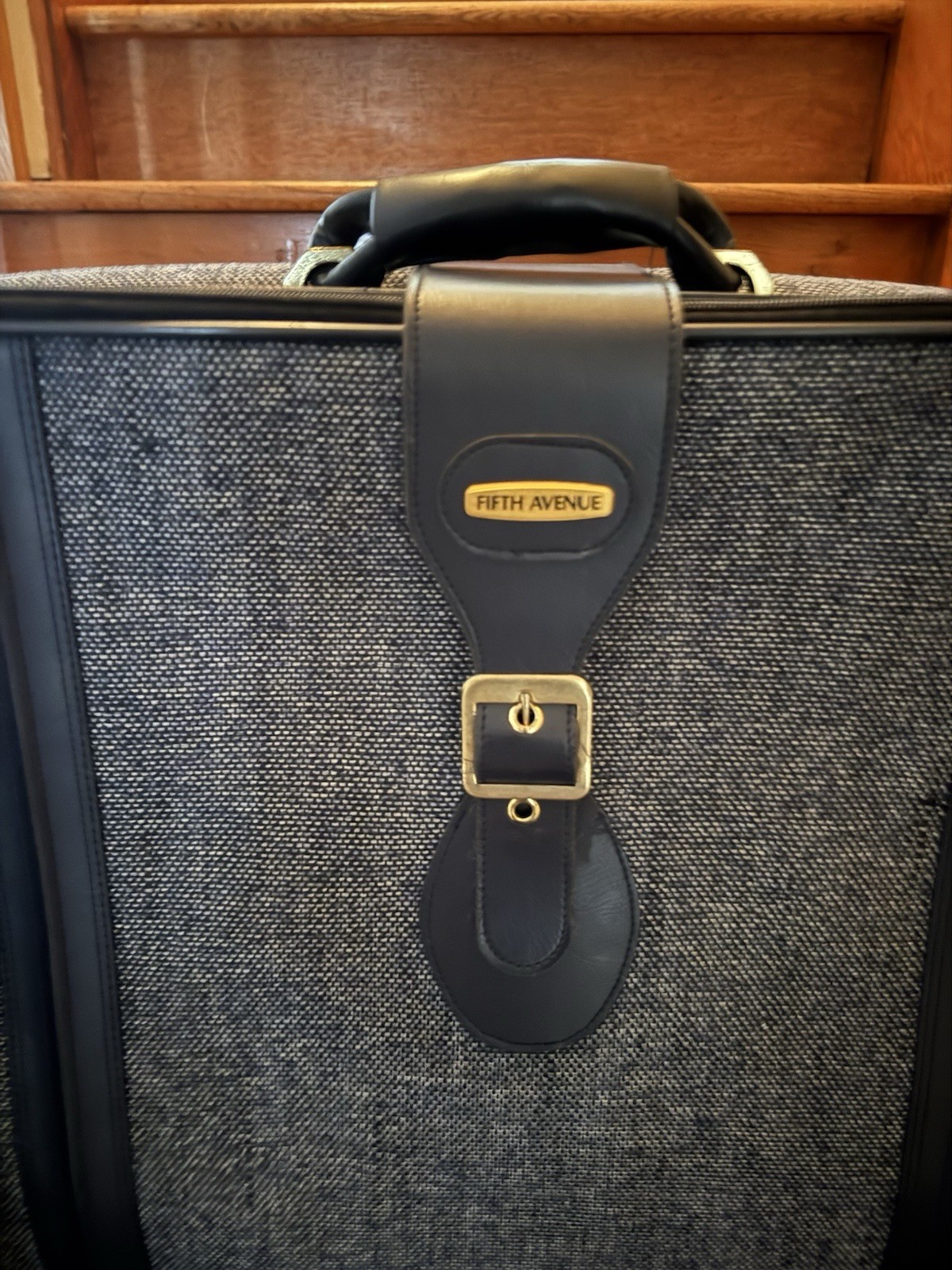 Fifth Avenue Vintage Luggage Set