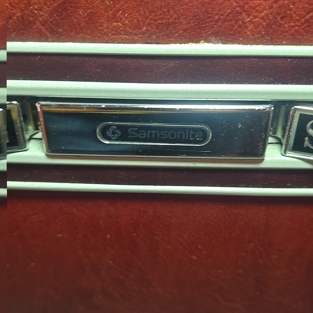 Vintage Samsonite Silhouette II Train Case Makeup Hard Shell Maroon No Key/Tray
