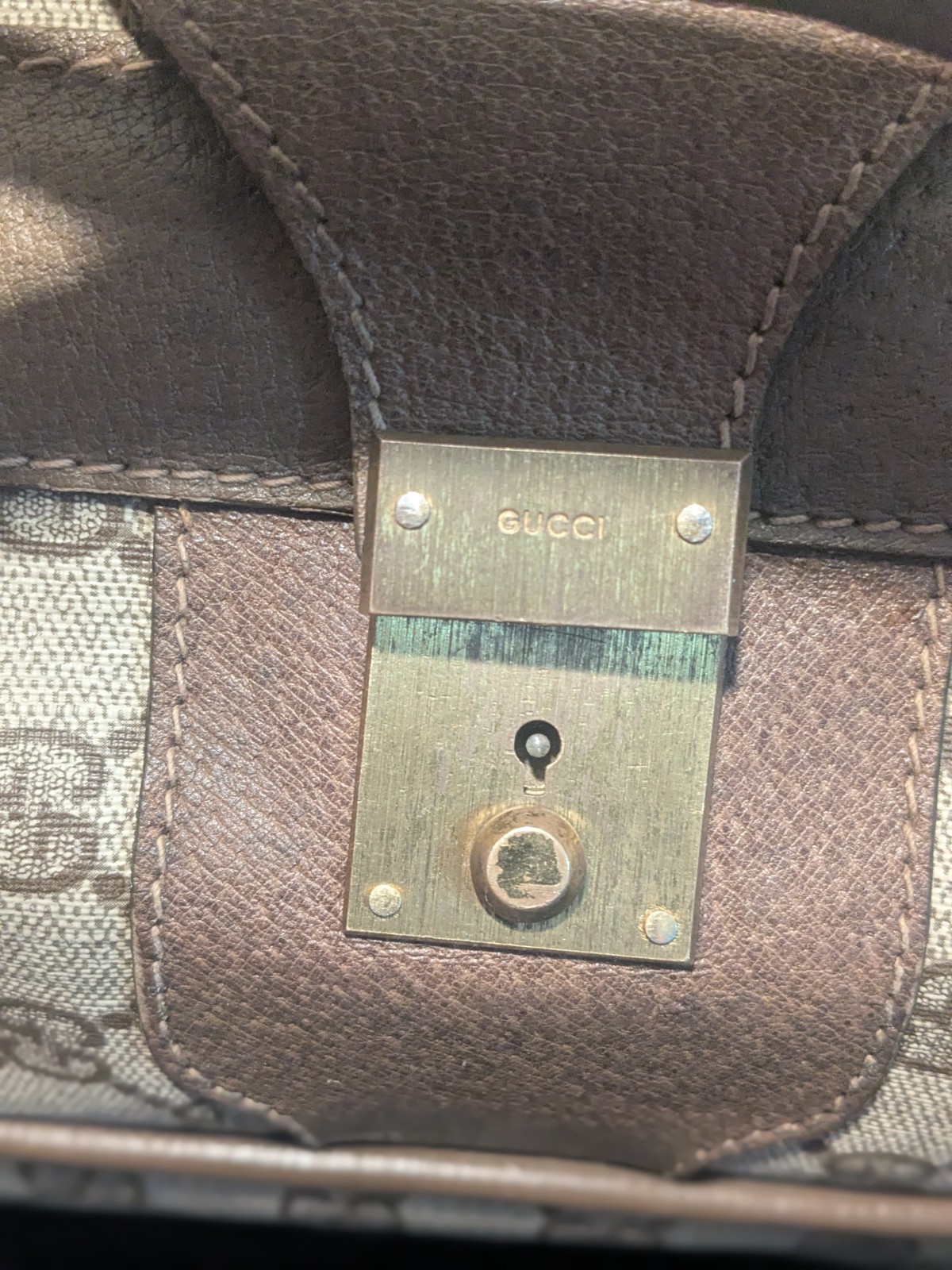 Gucci GG Supreme Logo AUTHENTIC Vintage Suitcase Trunk Travel Luggage WITH COA