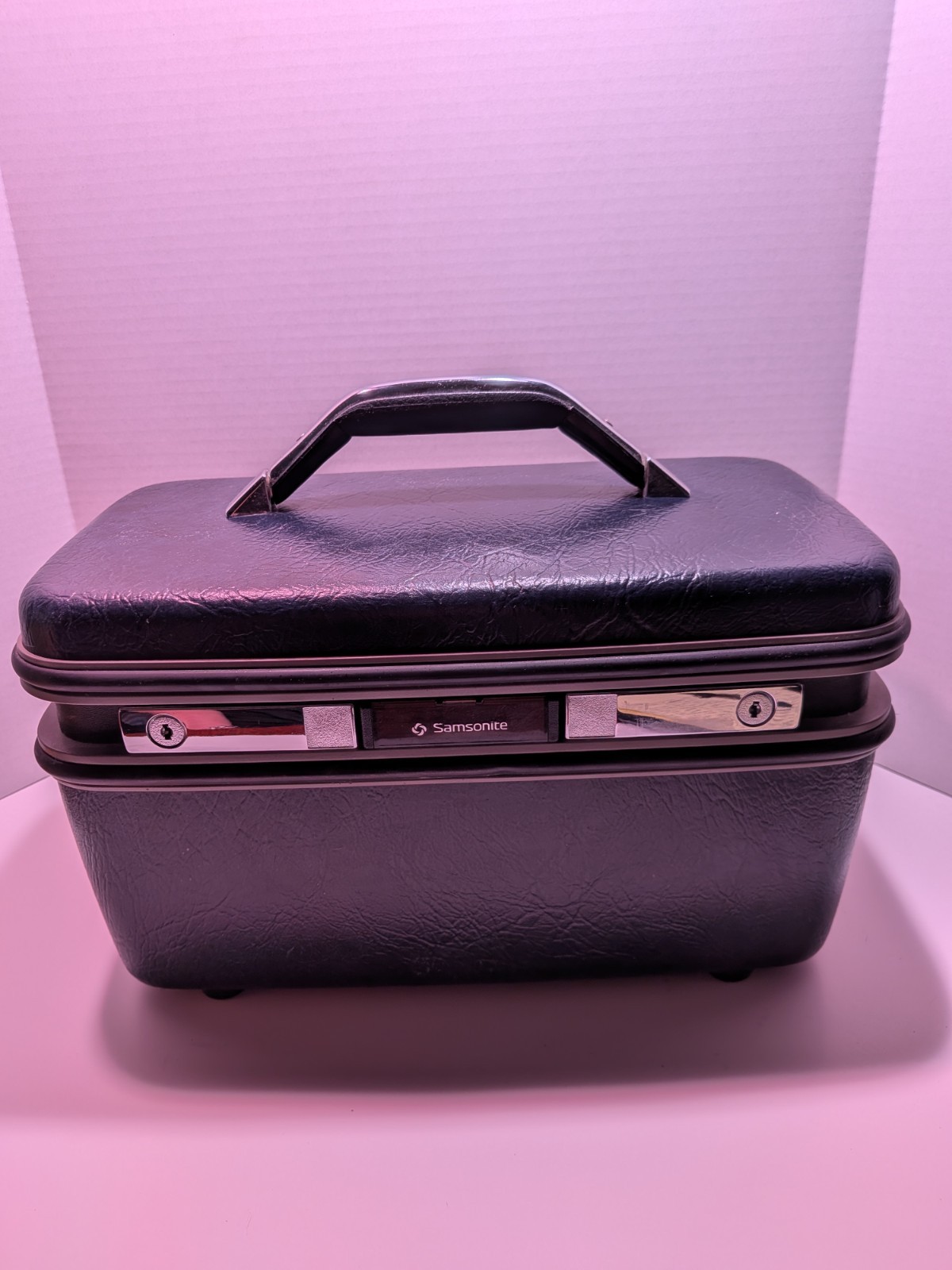 Vintage Samsonite Silhouette Makeup Train Case Blue
