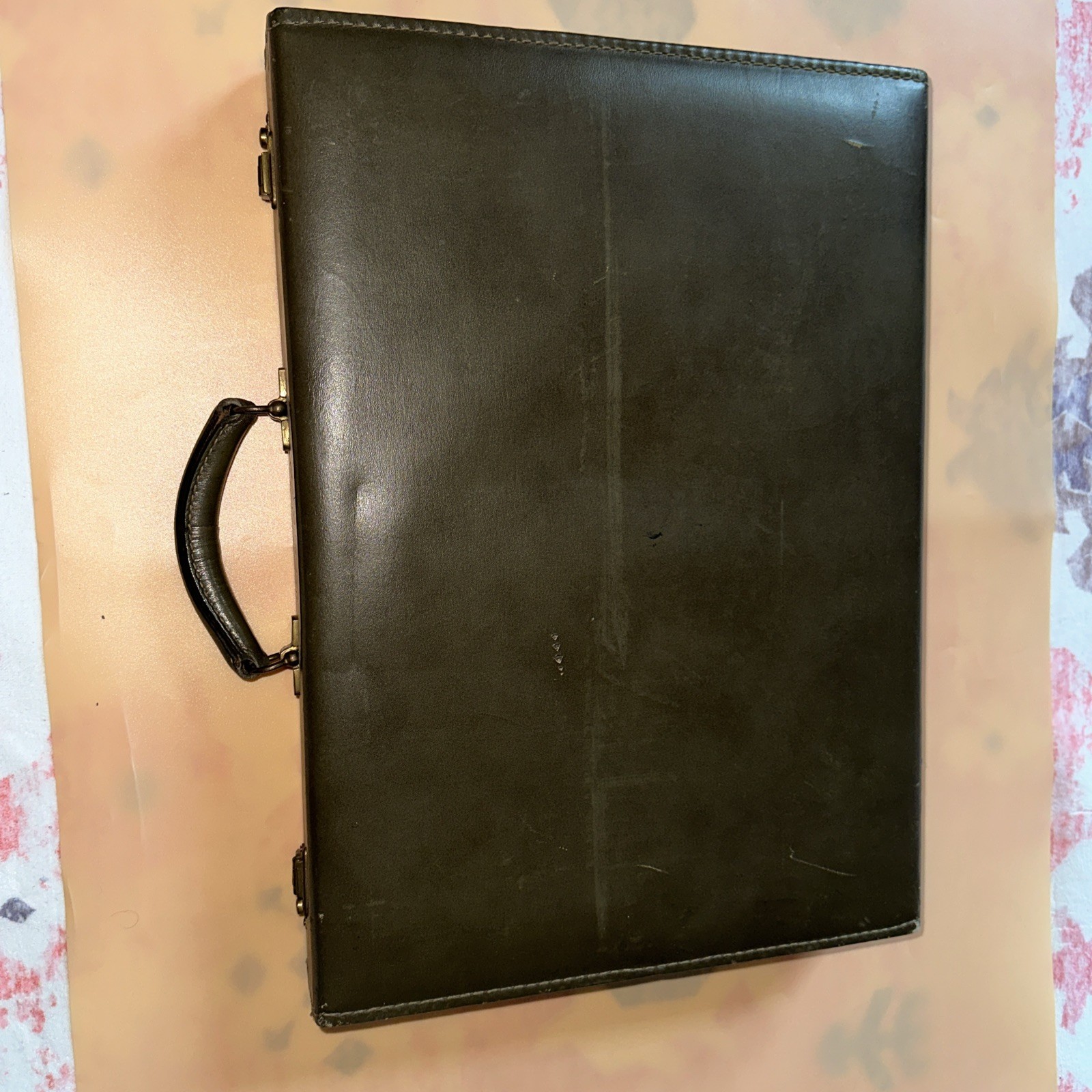 (#N64). Vintage DOPP suitcase from about 1950.